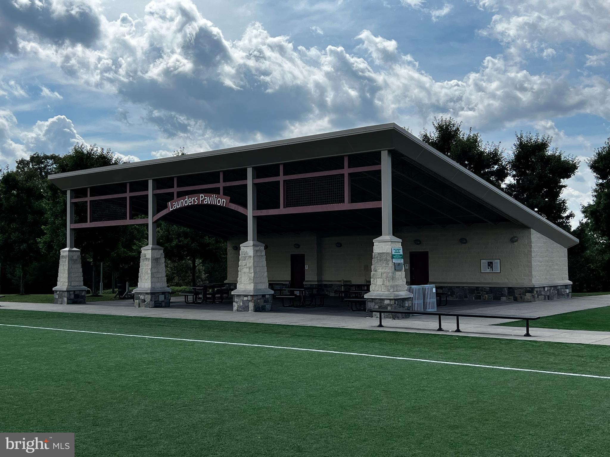 METROPARK AT ARROWBROOK - Residential Lease