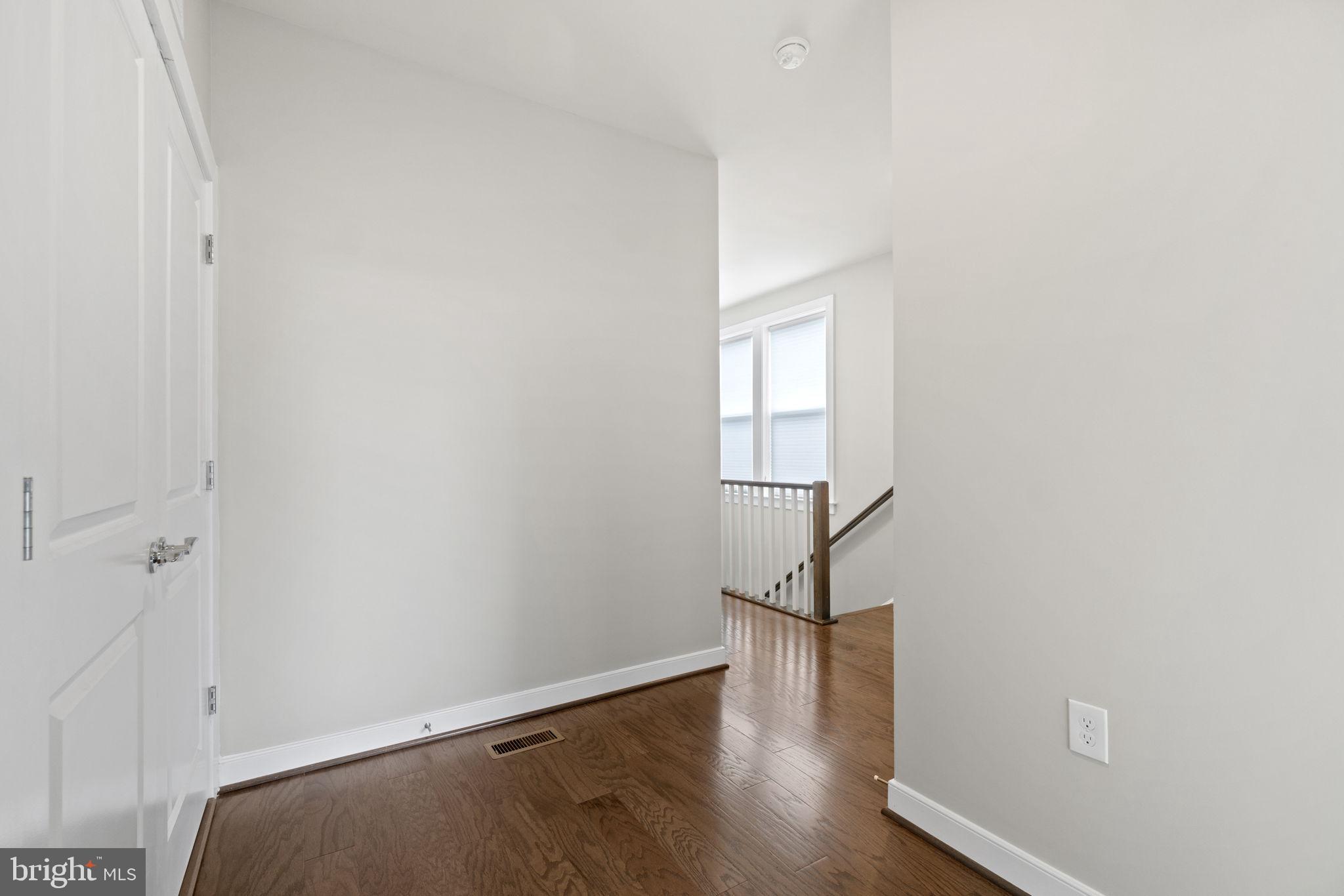 METROPARK AT ARROWBROOK - Residential Lease