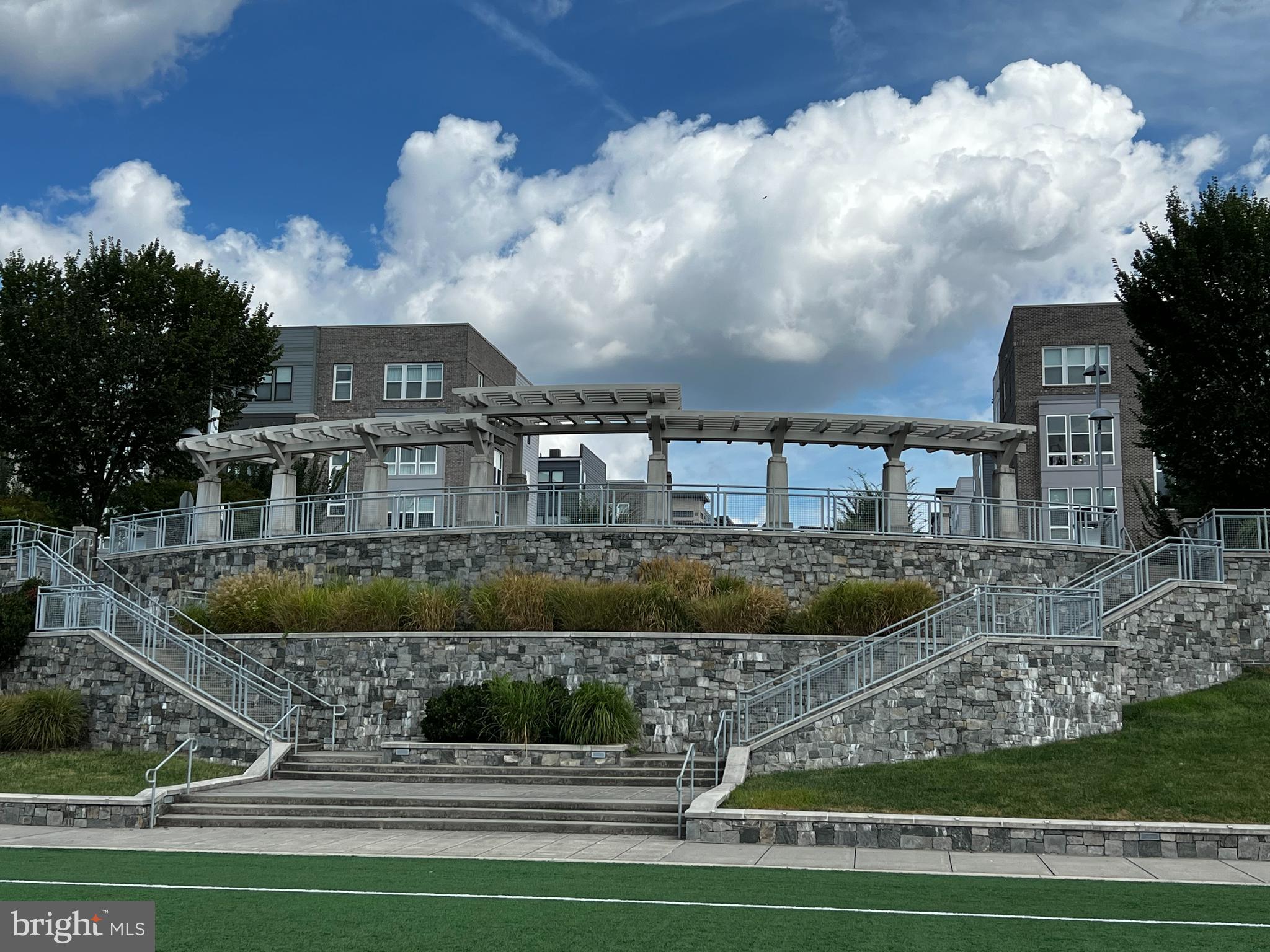 METROPARK AT ARROWBROOK - Residential Lease