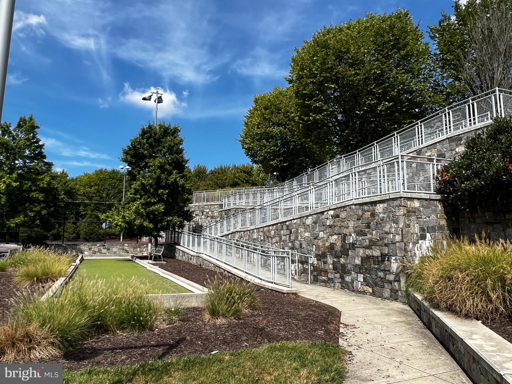 METROPARK AT ARROWBROOK - Residential Lease