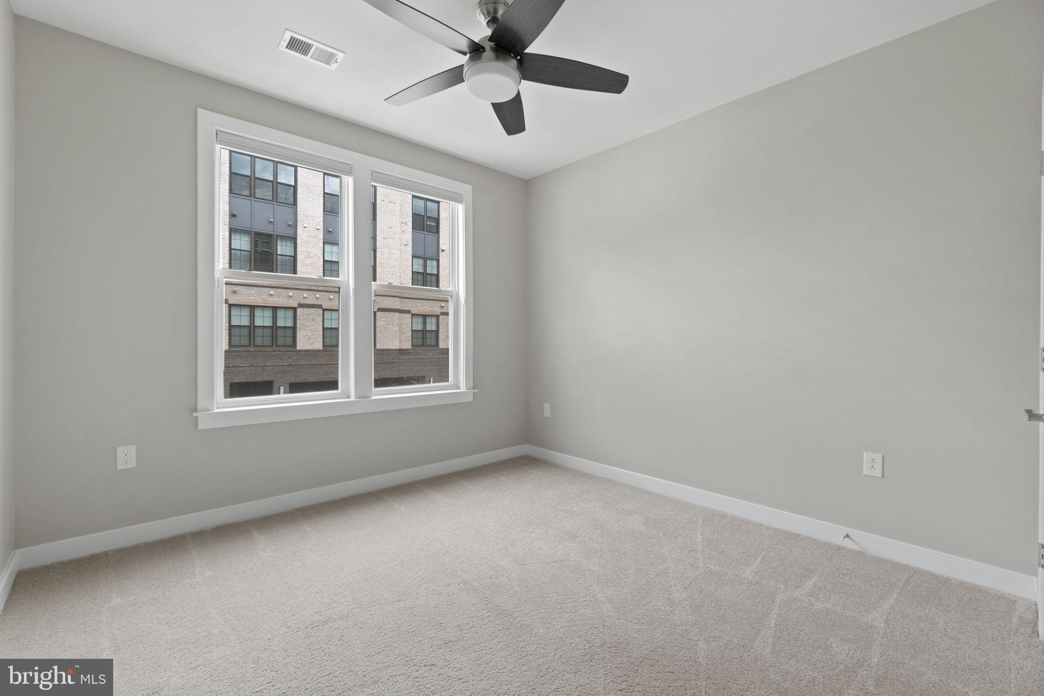 METROPARK AT ARROWBROOK - Residential Lease