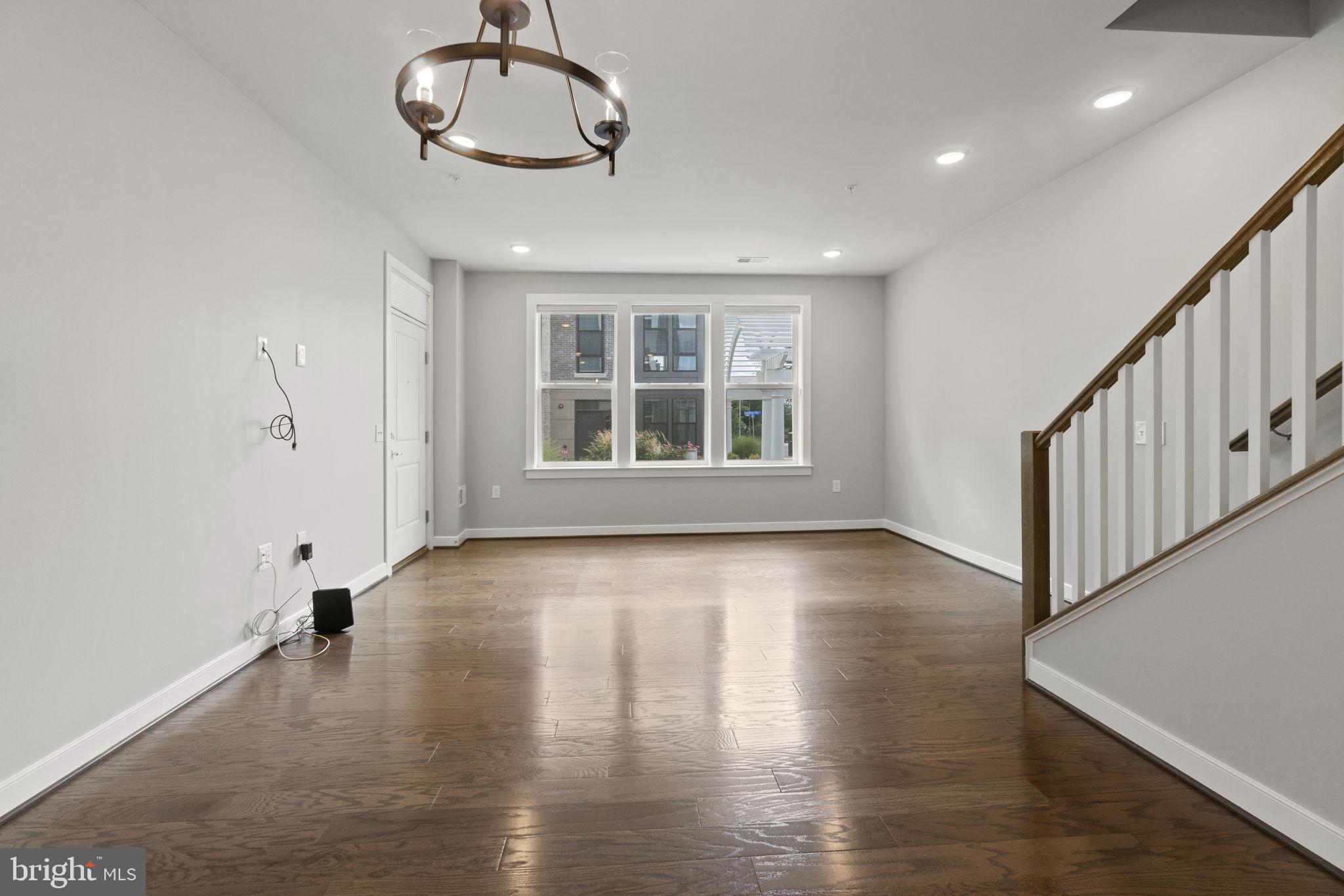 METROPARK AT ARROWBROOK - Residential Lease