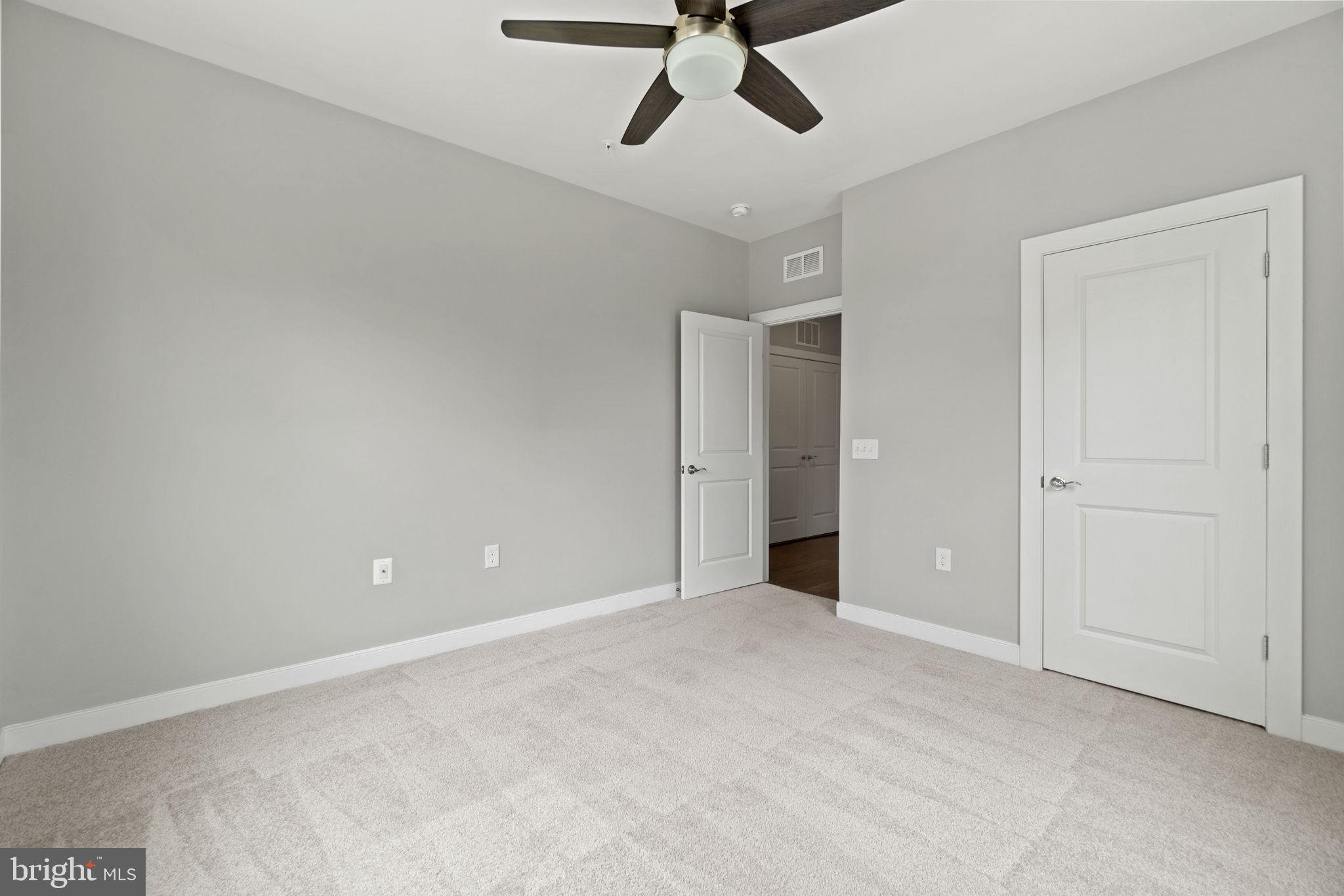 METROPARK AT ARROWBROOK - Residential Lease