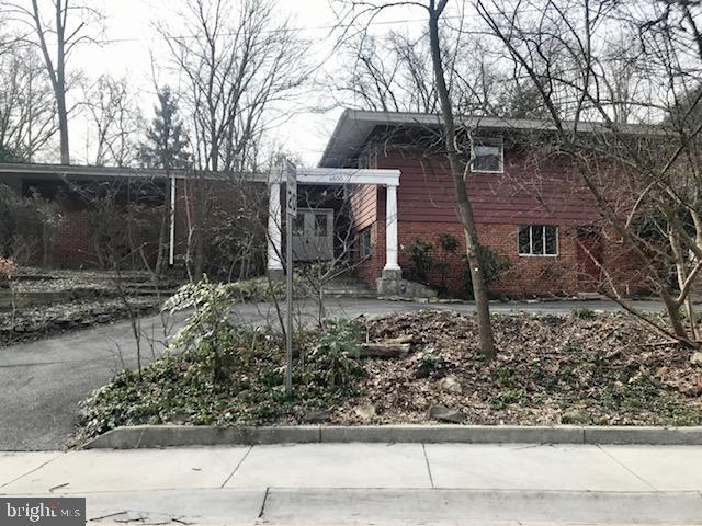 GARRETT PARK - Residential