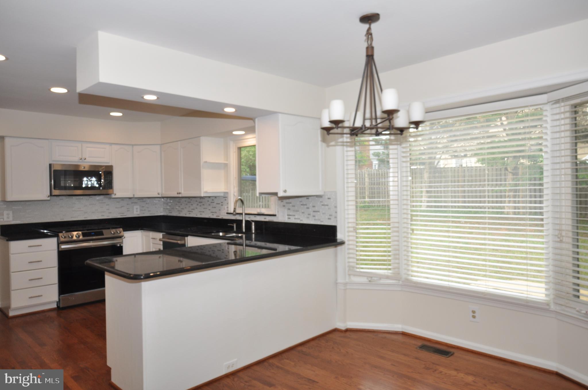 LAKE DEVEREUX - Residential Lease