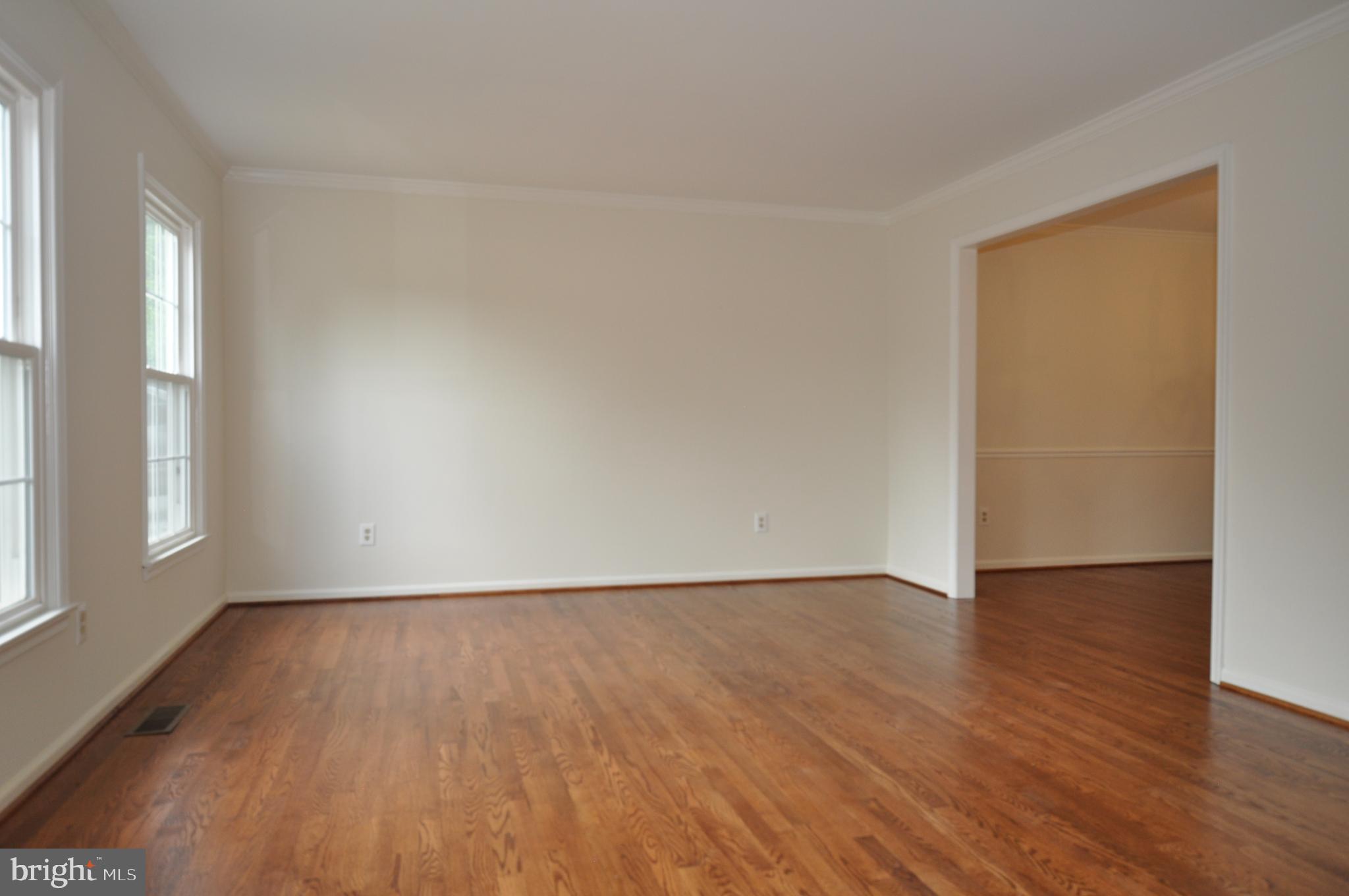 LAKE DEVEREUX - Residential Lease