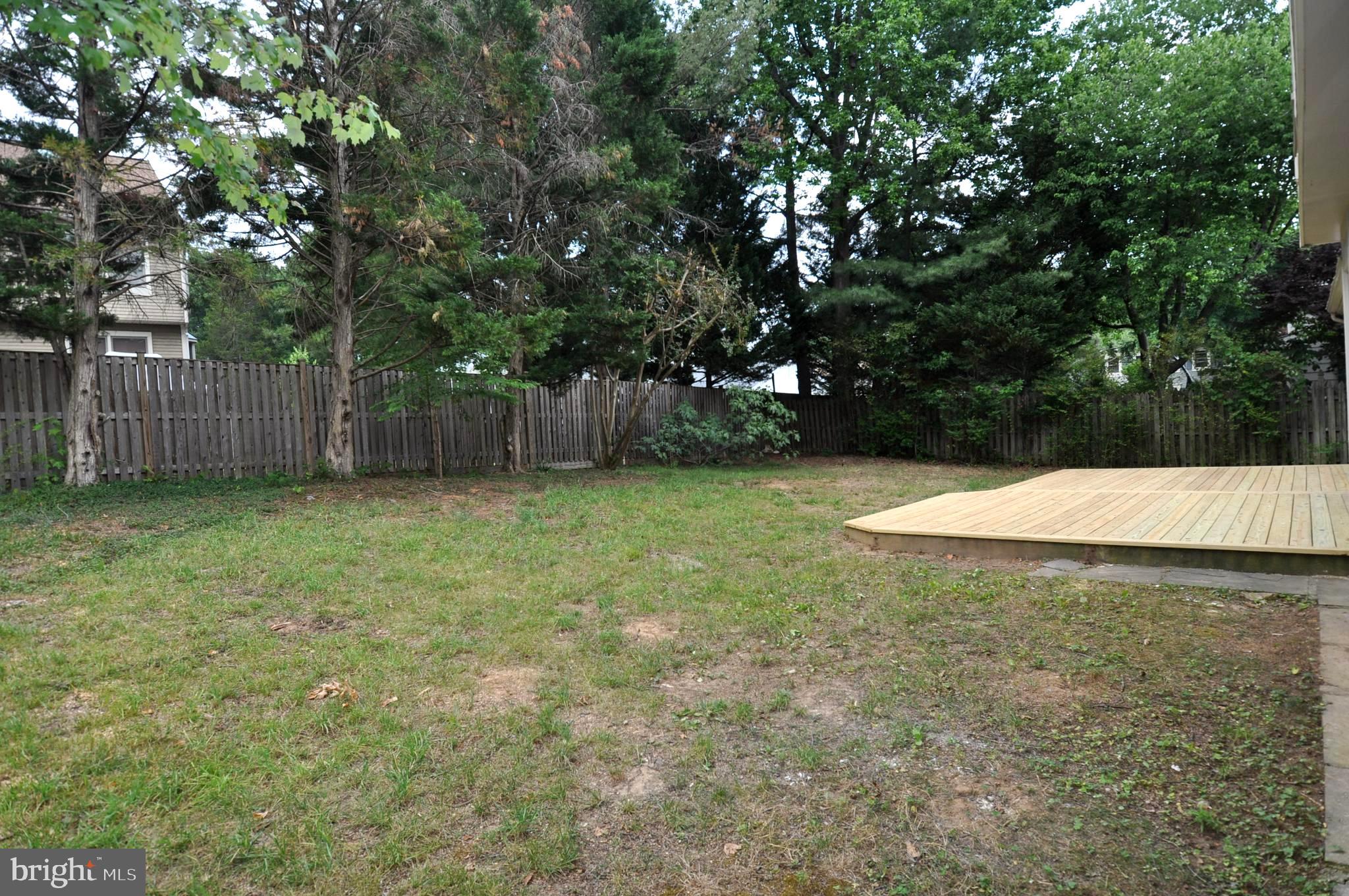 LAKE DEVEREUX - Residential Lease