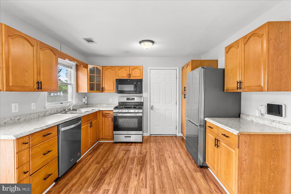 GREENBRIAR VILLAGE - Residential