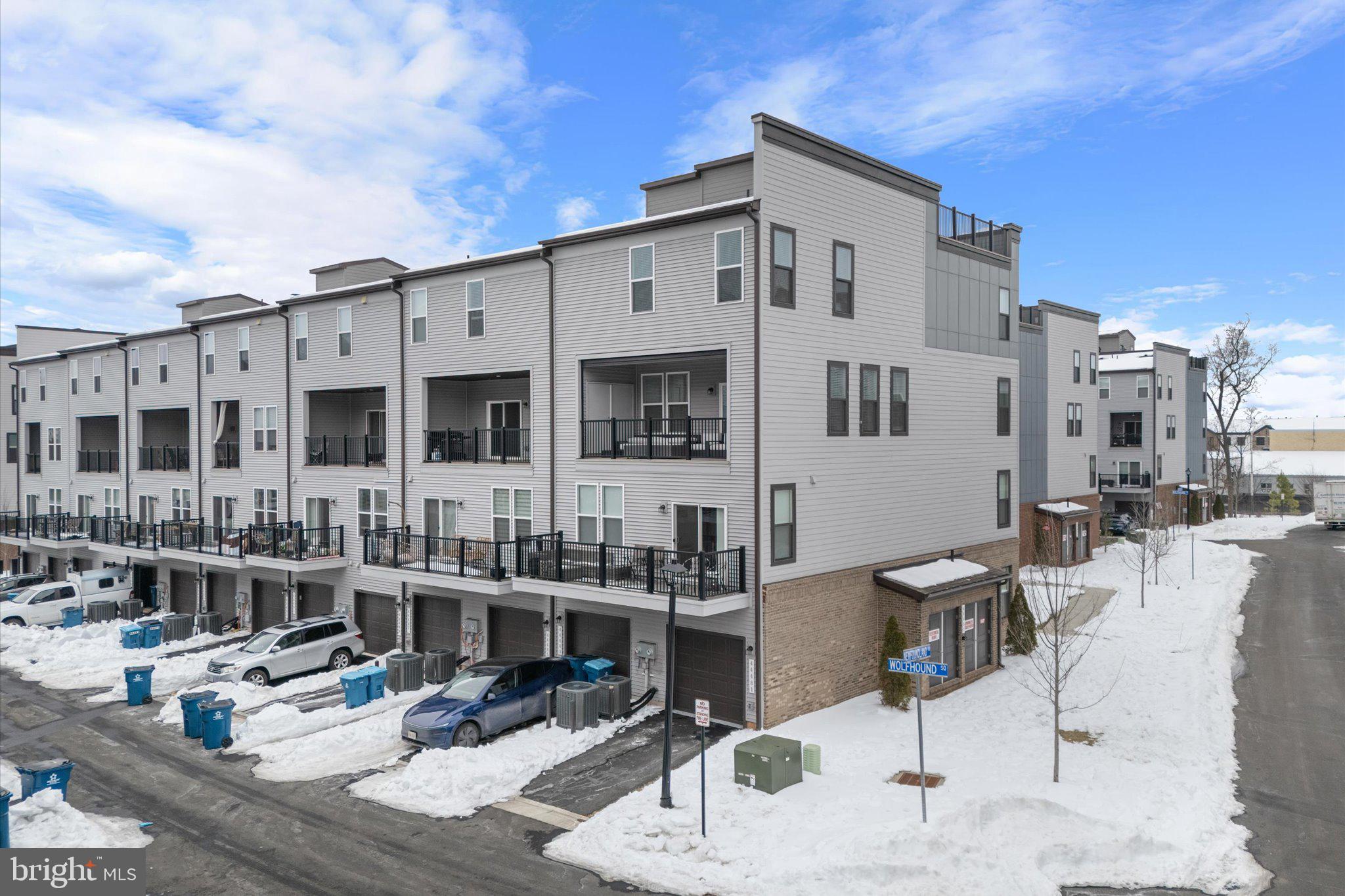 ASHBROOK PLACE - Residential