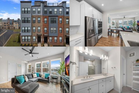 Photo of 44481 Wolfhound Square, ASHBURN, VA 20147 (MLS # VALO2115346)