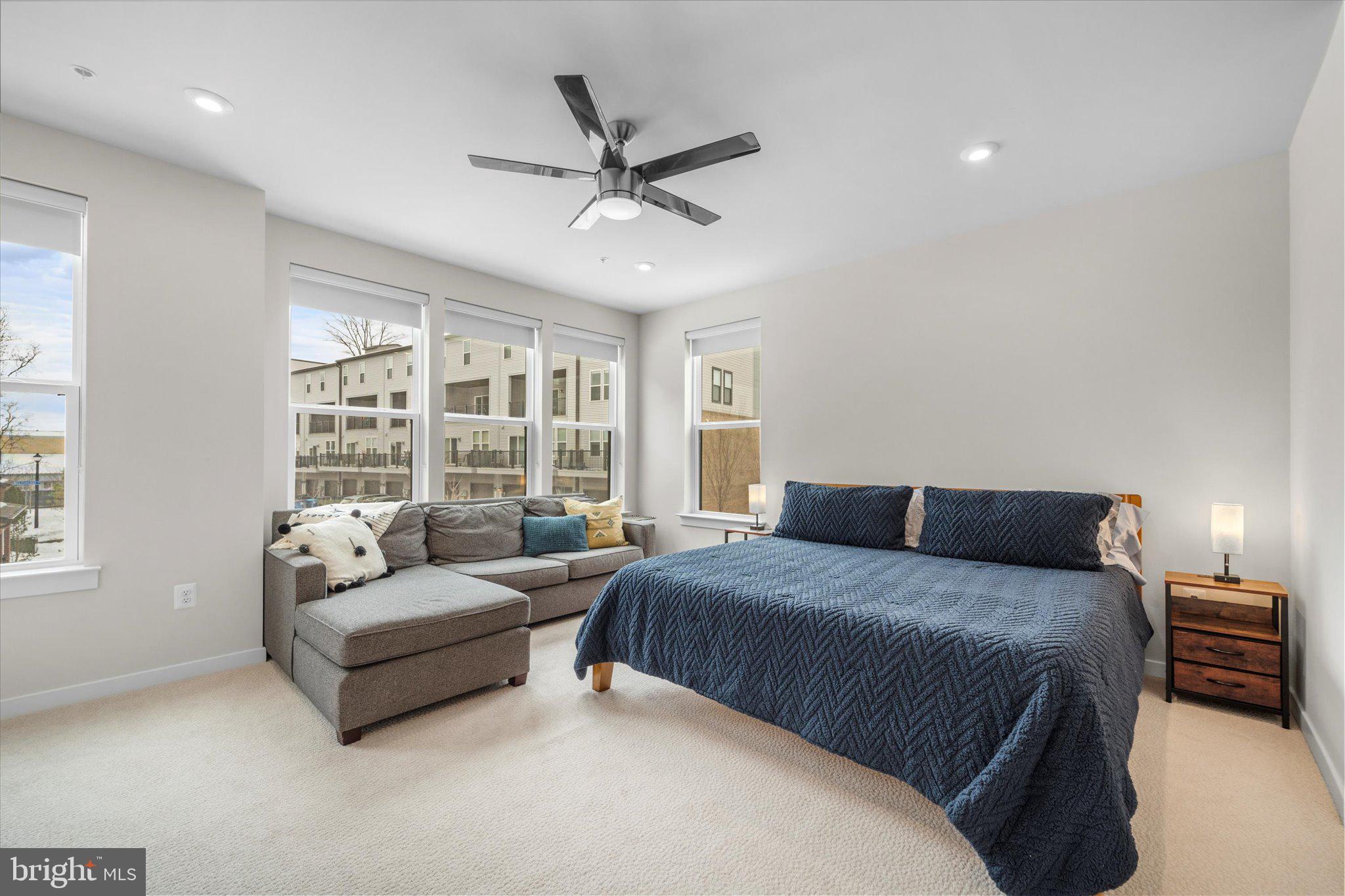 ASHBROOK PLACE - Residential