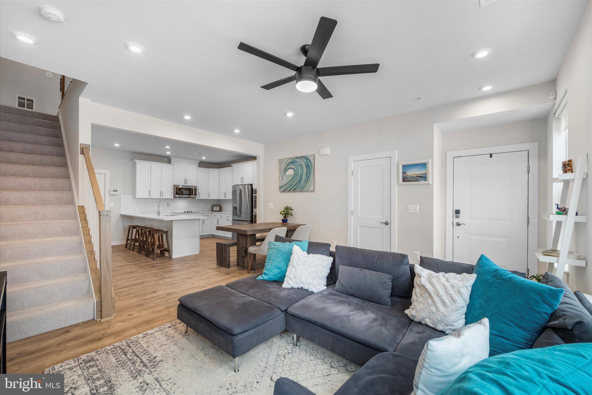 44481 WOLFHOUND SQUARE