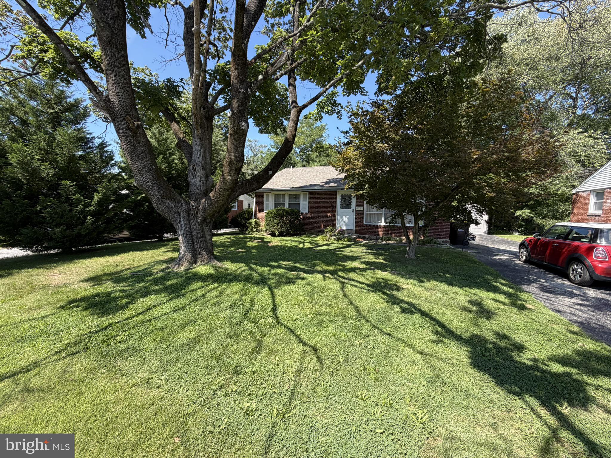 2527 SPRINGVIEW ROAD