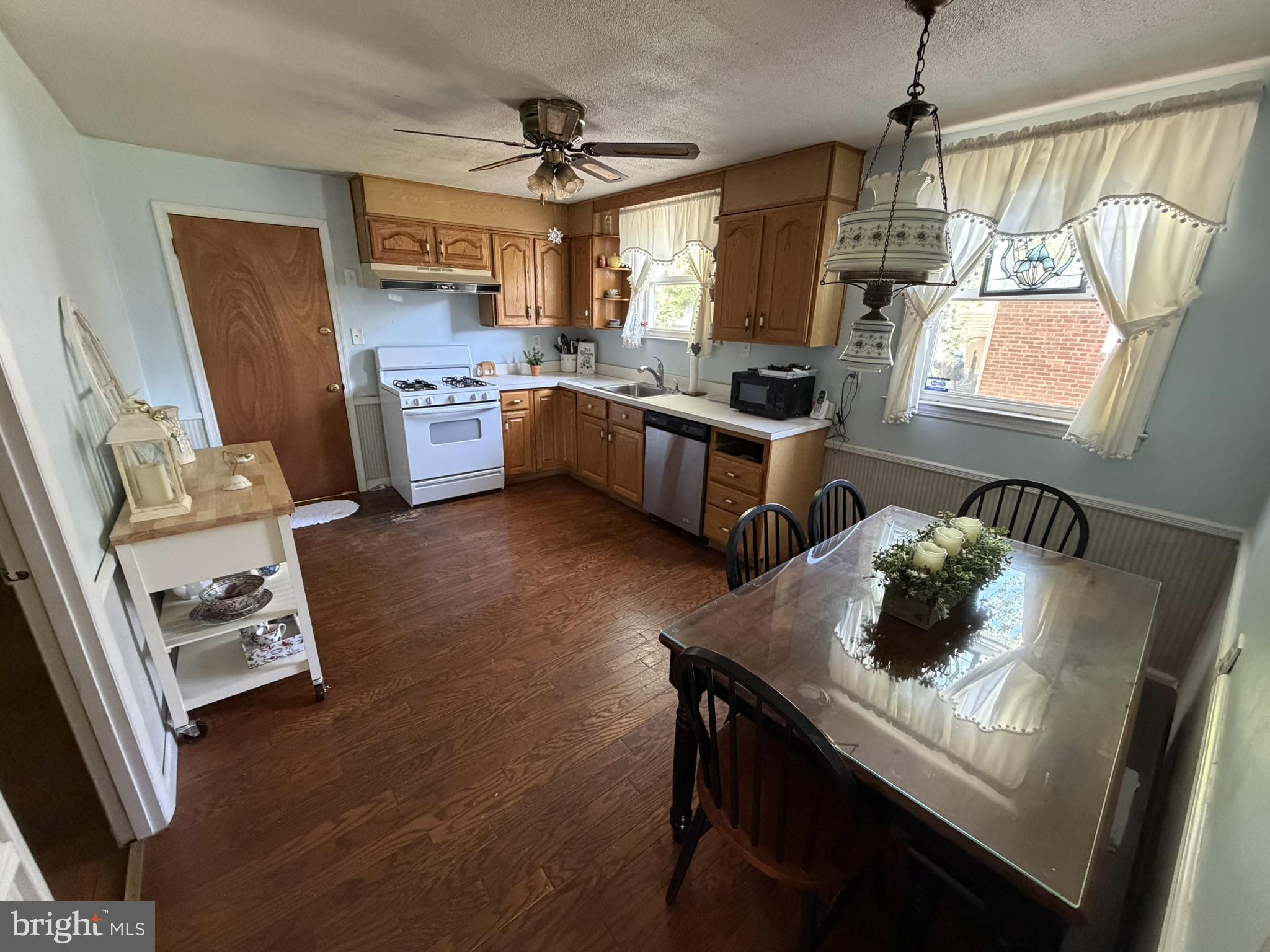 2527 SPRINGVIEW ROAD