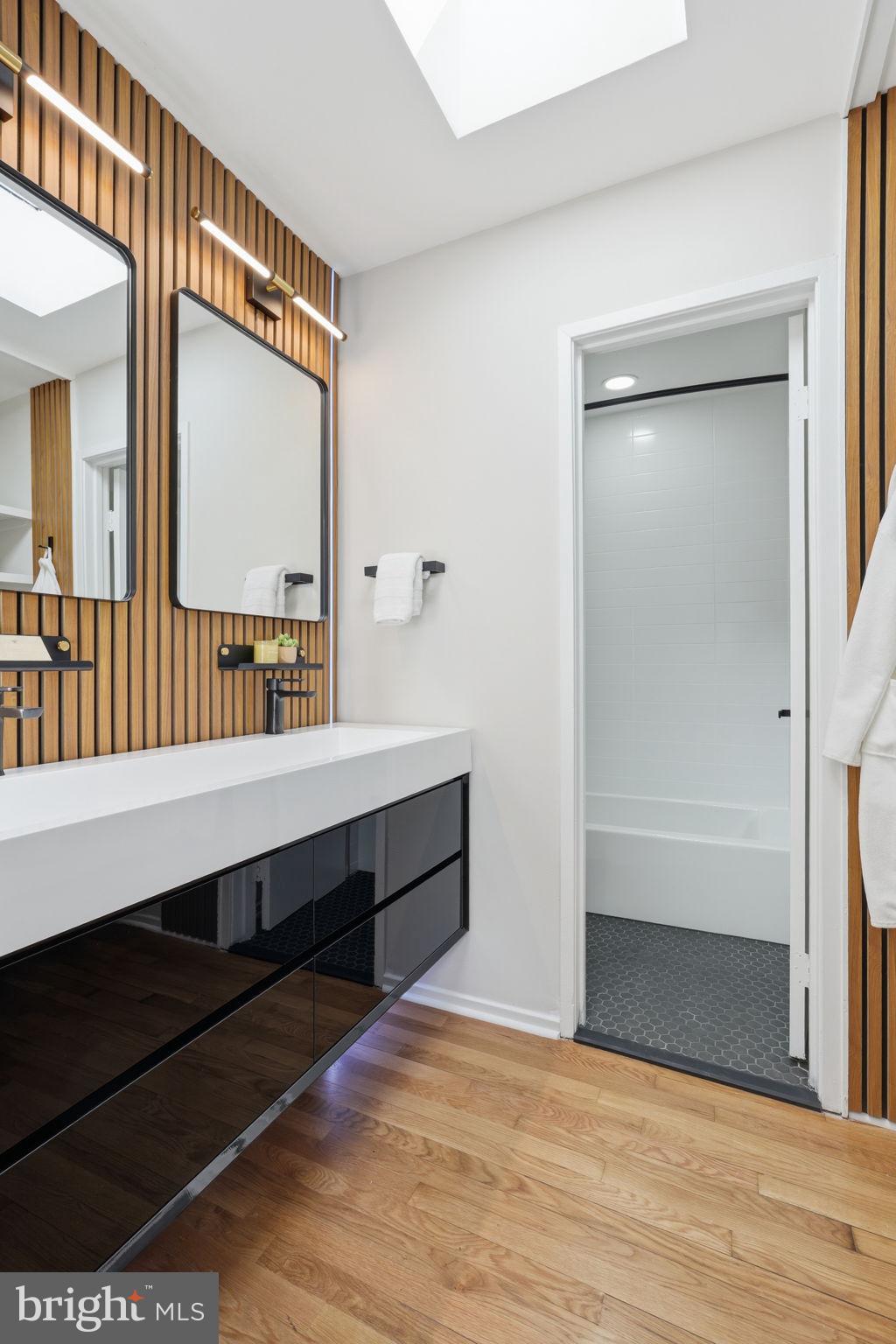 HICKORY CLUSTER - Residential