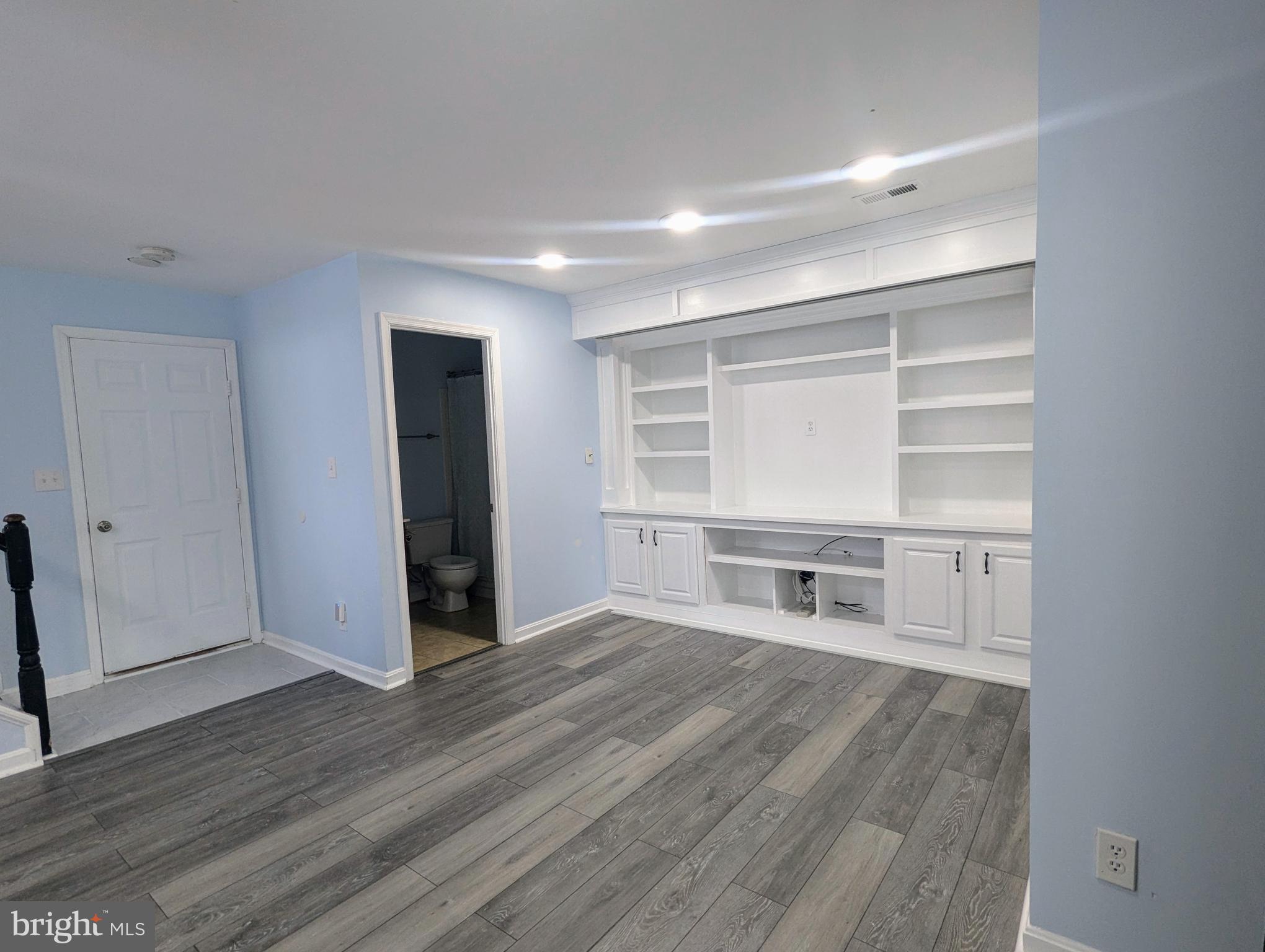 COPPER MILL SEC 1 - Residential Lease