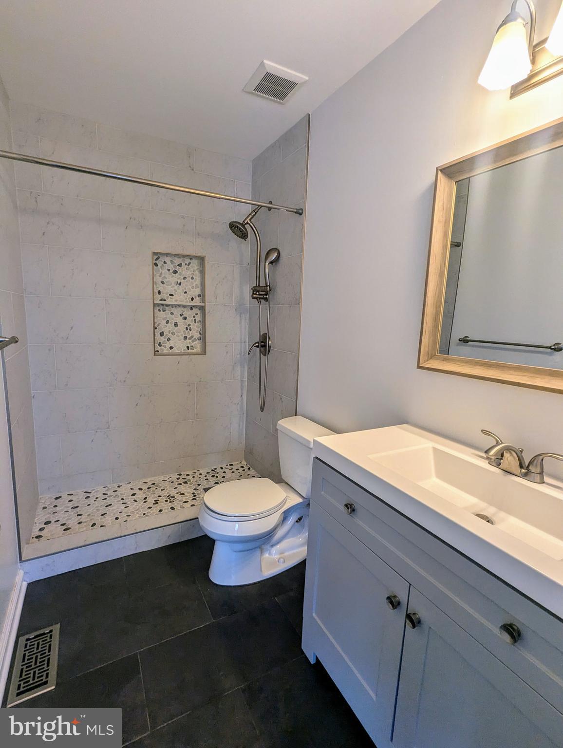 COPPER MILL SEC 1 - Residential Lease