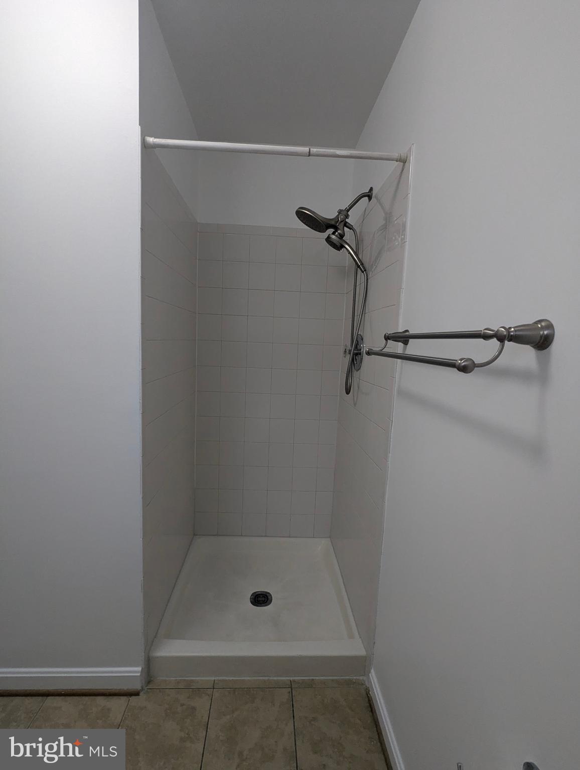 COPPER MILL SEC 1 - Residential Lease