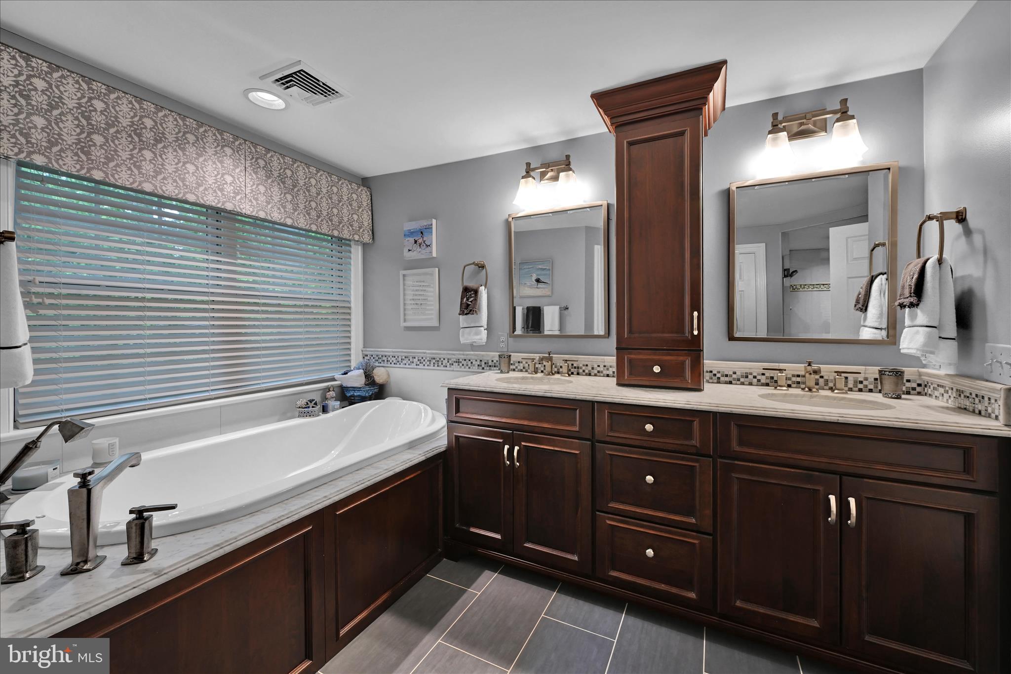 WOODLEA-CONESTOGA - Residential