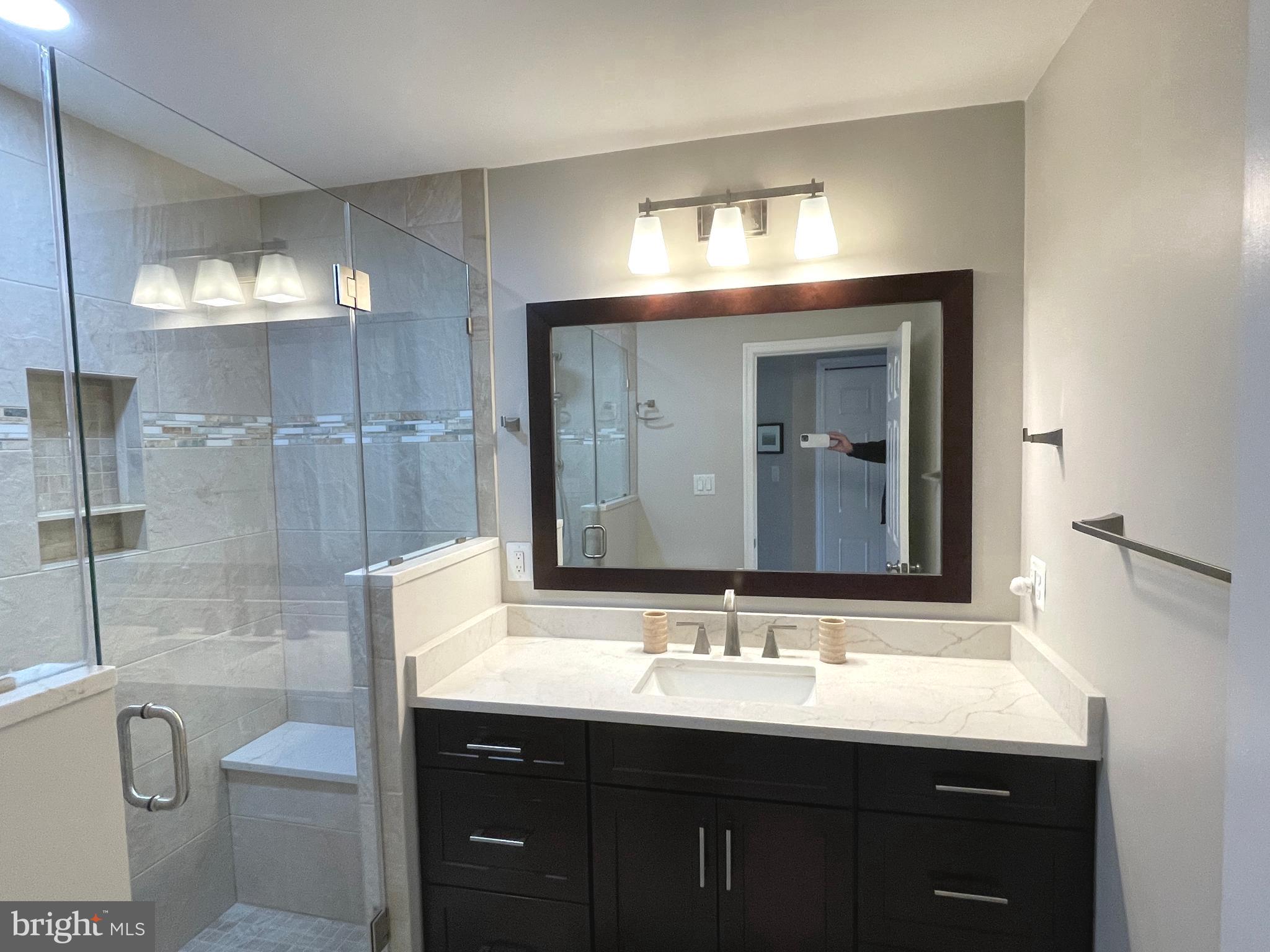 ASHBURN VILLAGE - Residential Lease