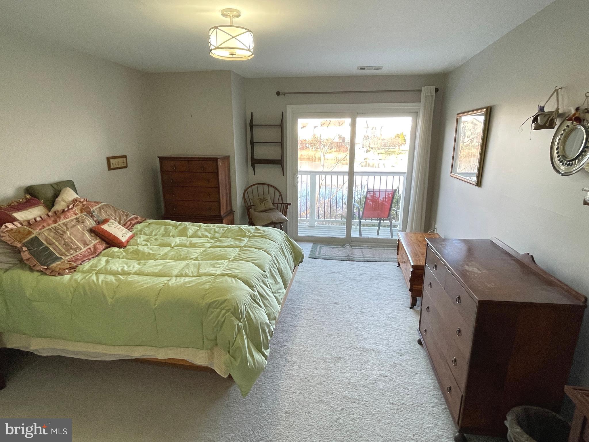 ASHBURN VILLAGE - Residential Lease