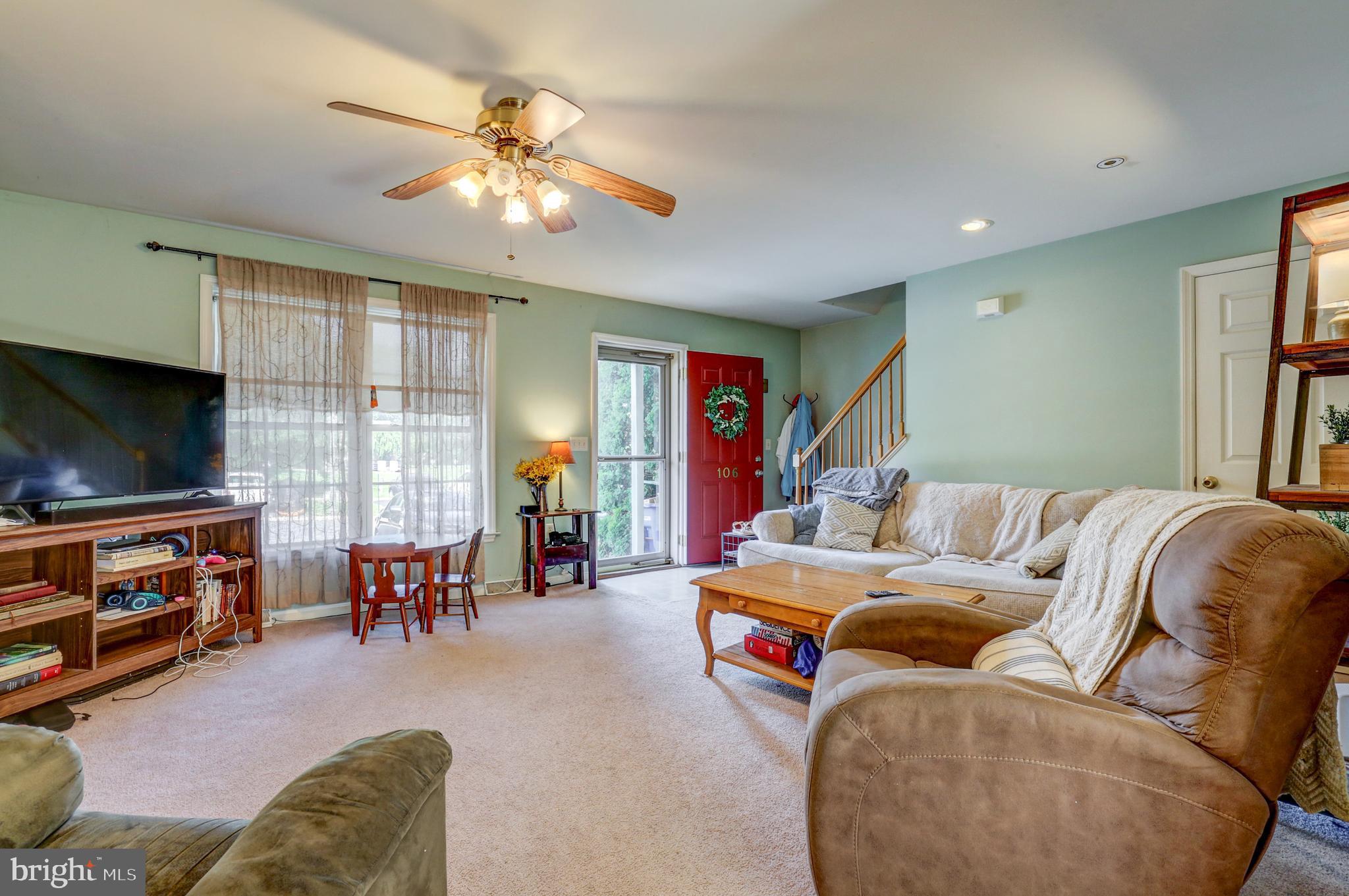 106 BATTENS CIRCLE