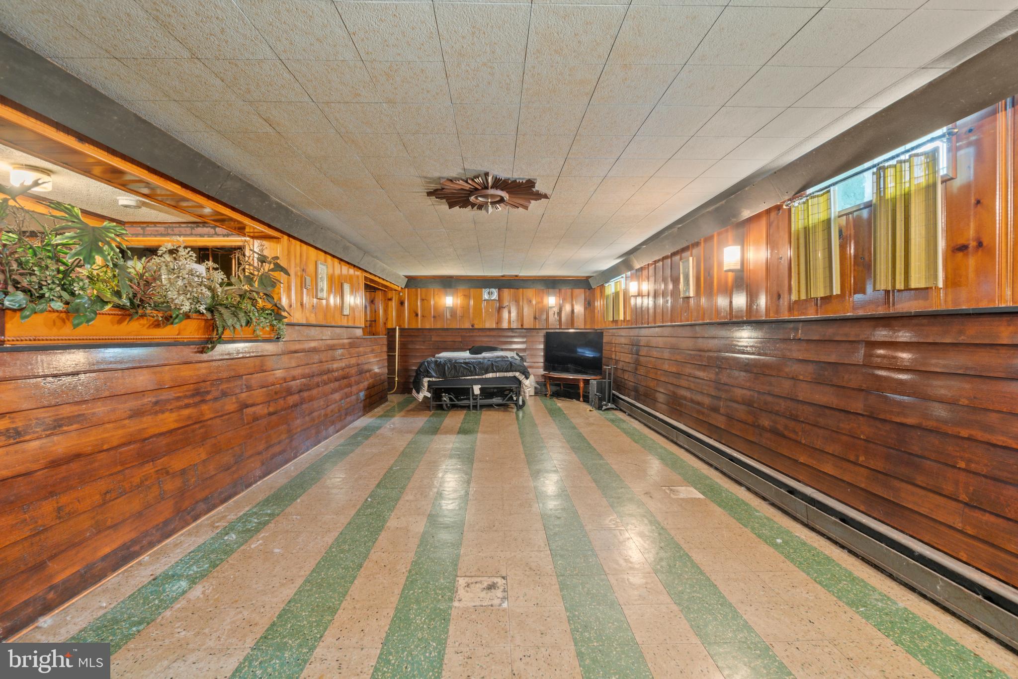 PARKVILLE HEIGHTS - Residential