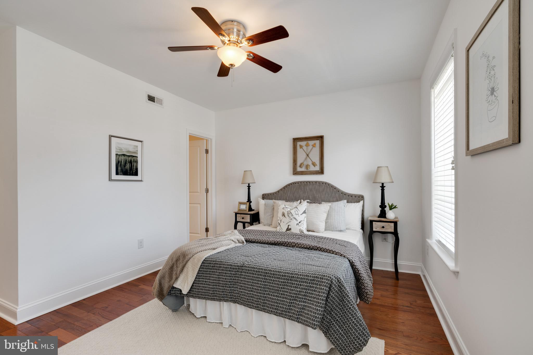 PASSYUNK SQUARE - Residential