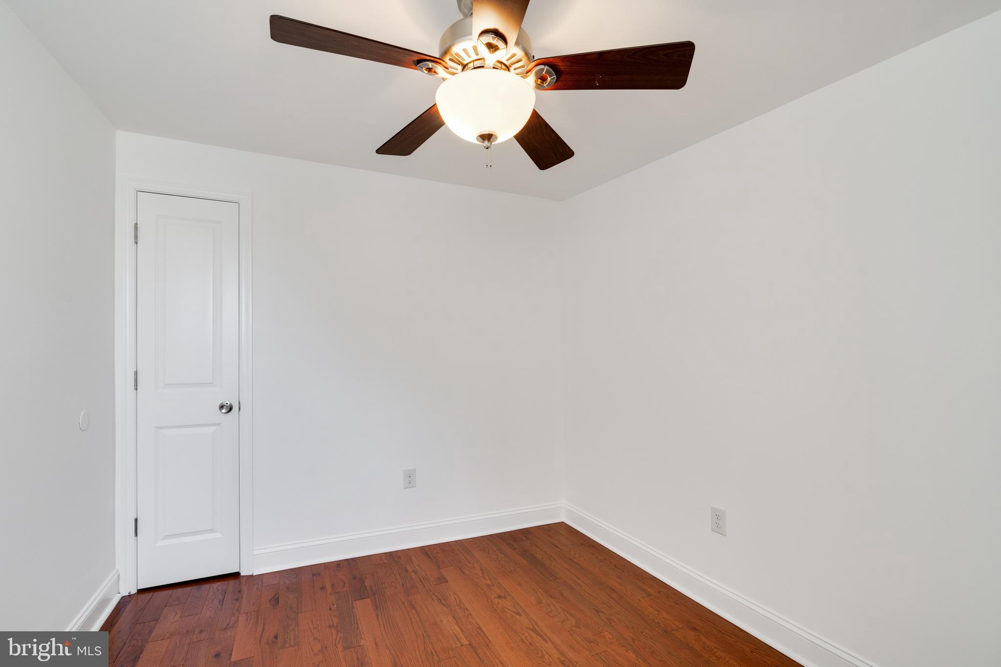 PASSYUNK SQUARE - Residential