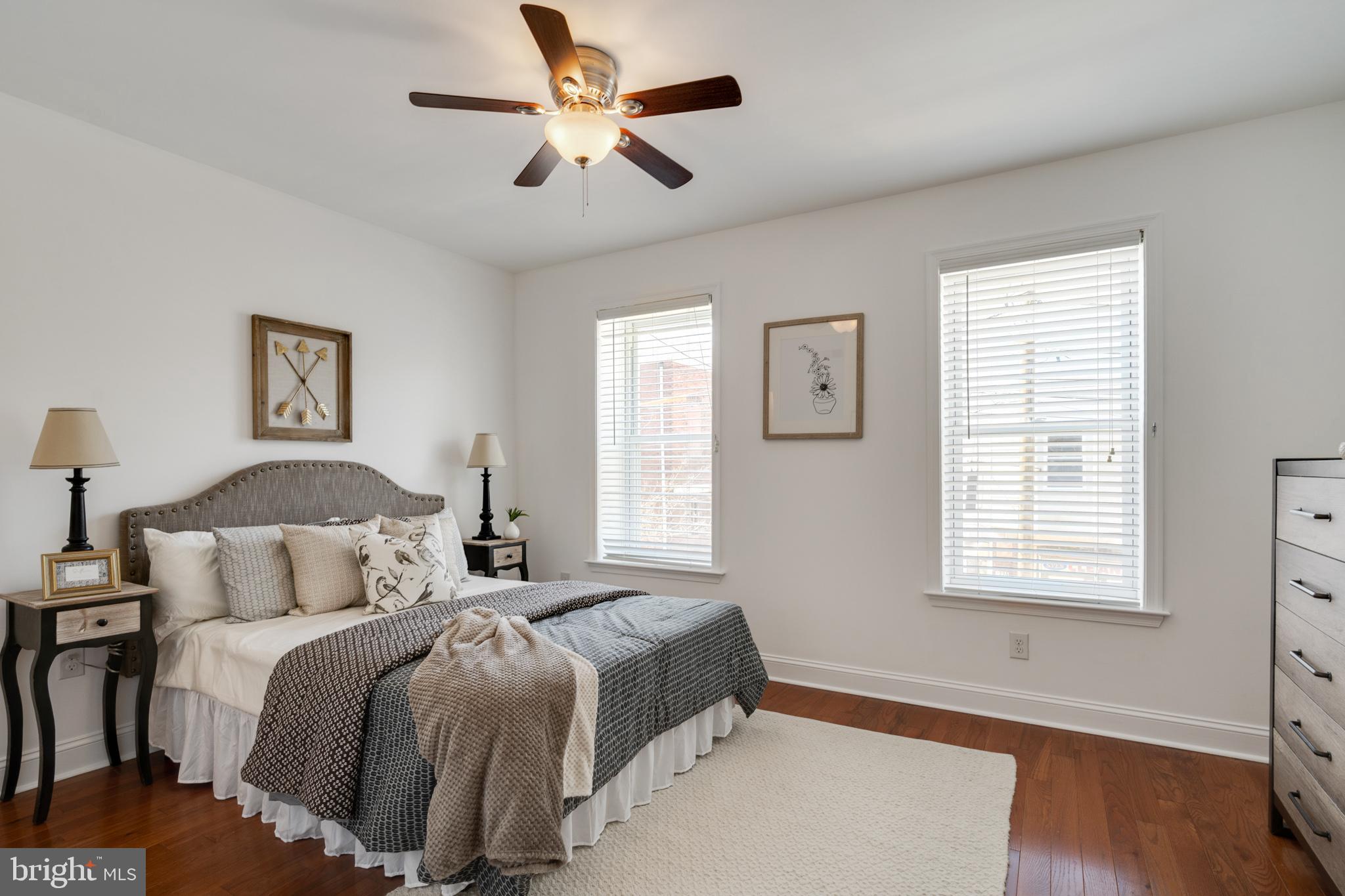 PASSYUNK SQUARE - Residential