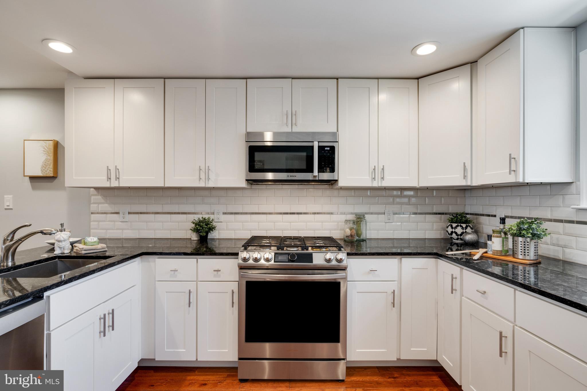 PASSYUNK SQUARE - Residential