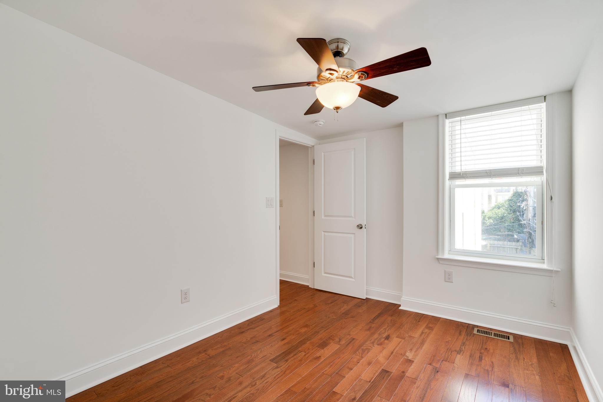 PASSYUNK SQUARE - Residential