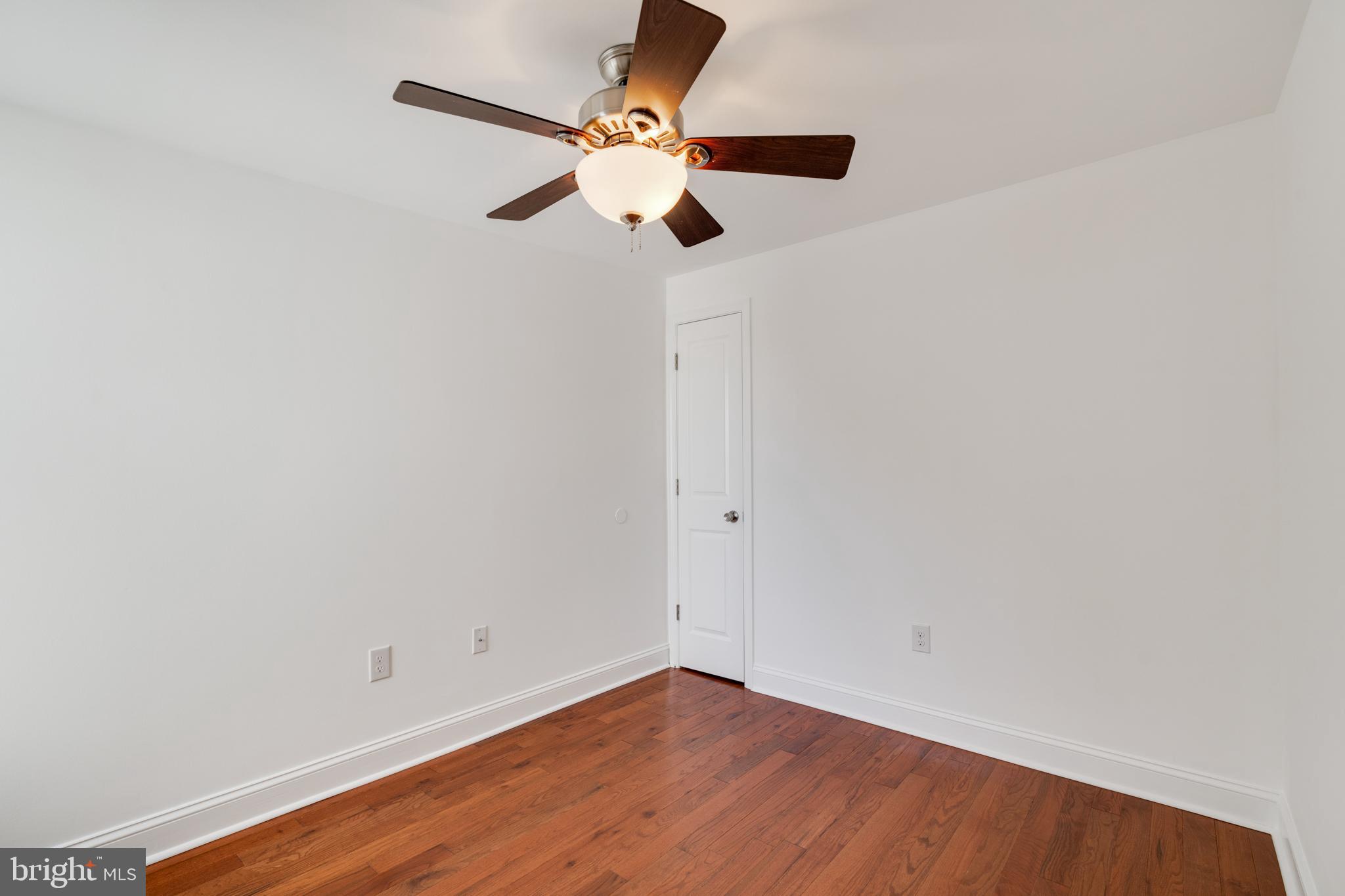 PASSYUNK SQUARE - Residential