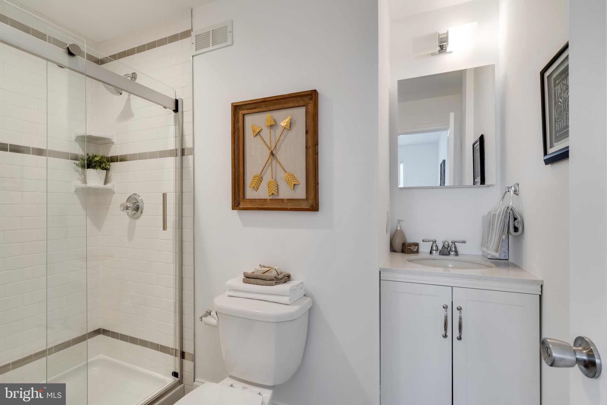 PASSYUNK SQUARE - Residential