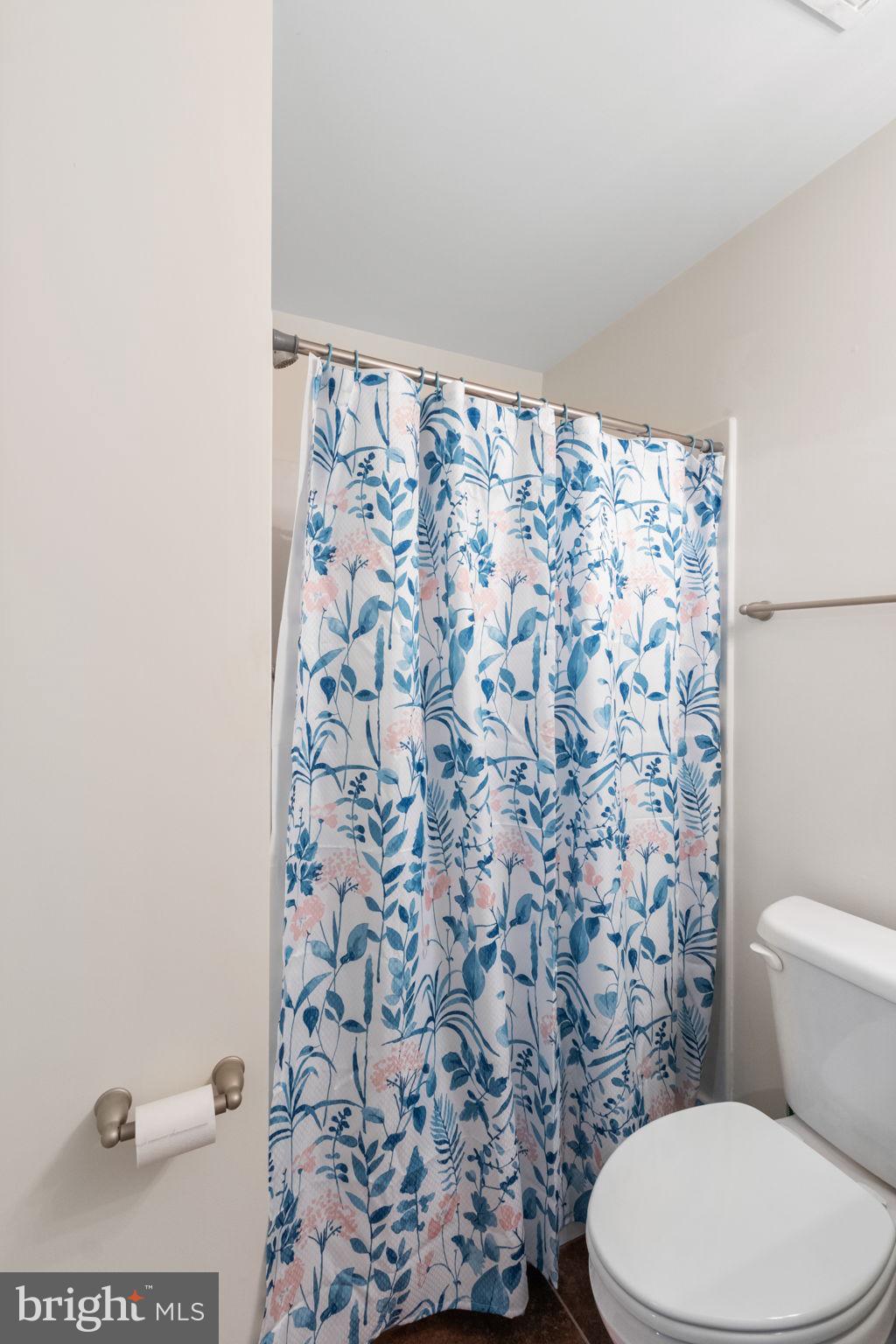 THE ESTATES AT LIGHT LANE - Residential