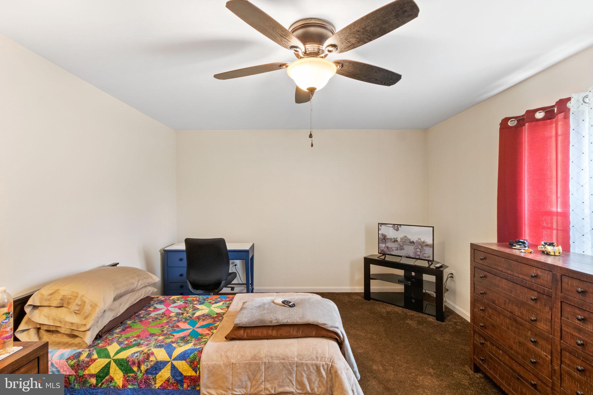 THE ESTATES AT LIGHT LANE - Residential