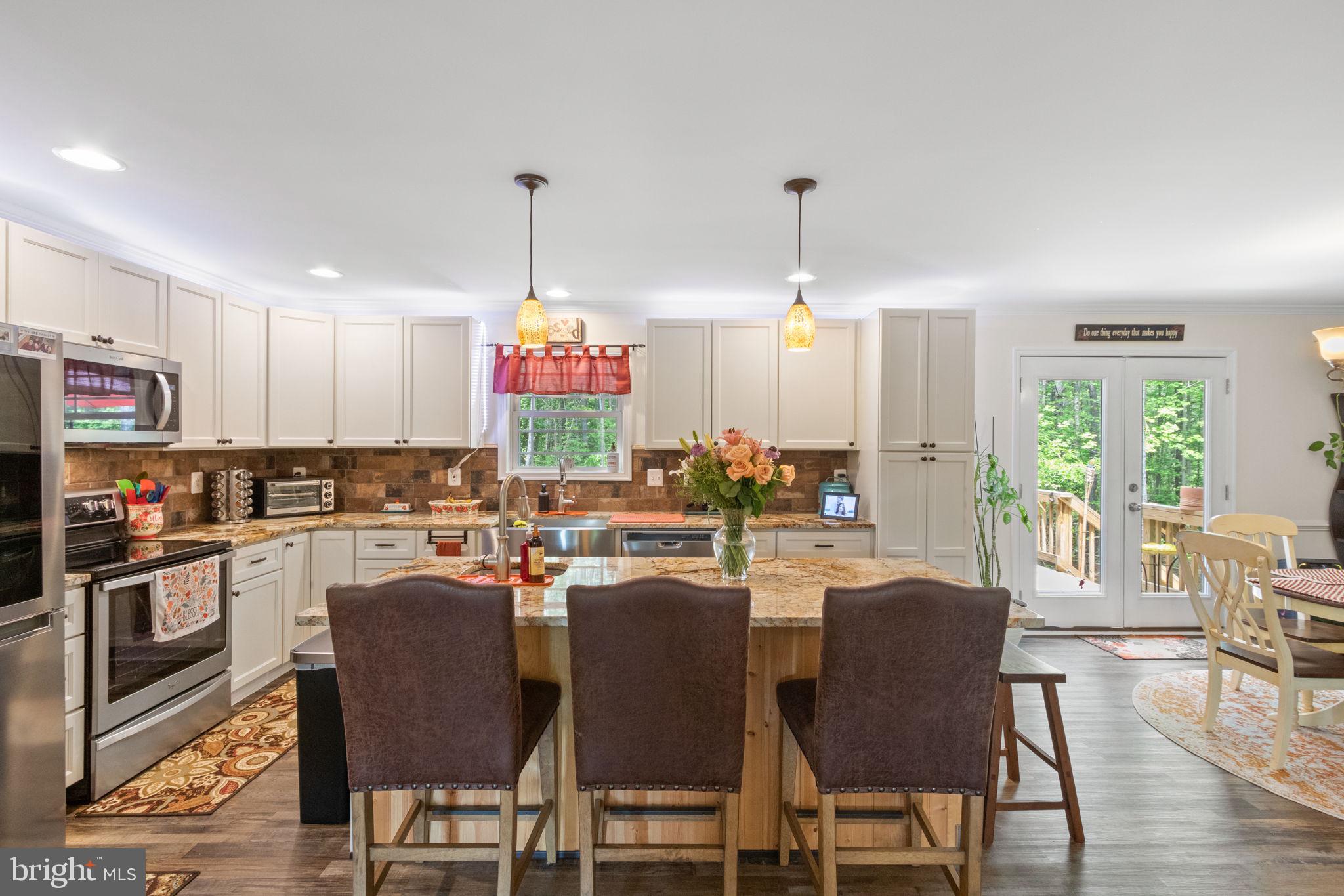 THE ESTATES AT LIGHT LANE - Residential