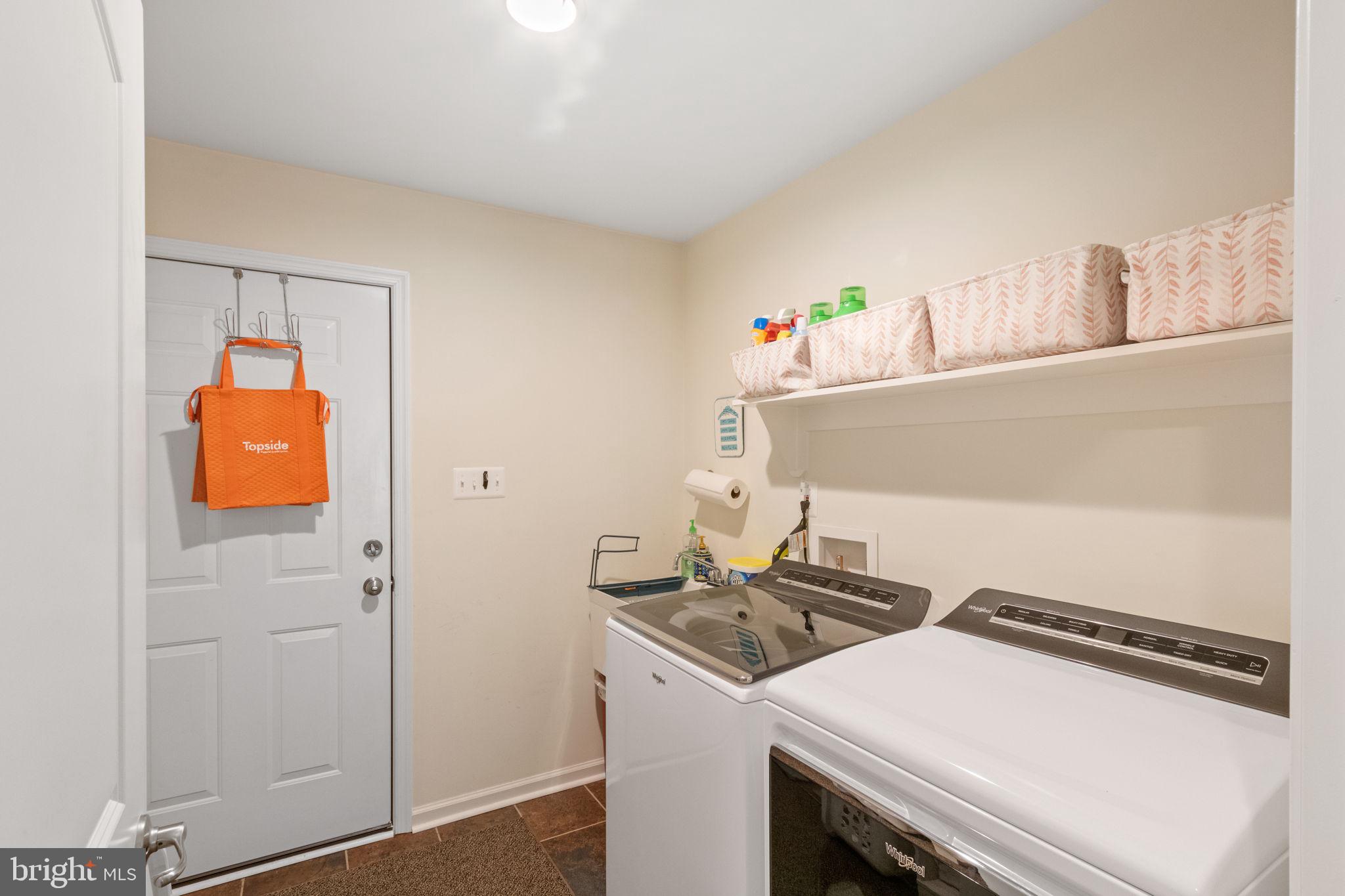 THE ESTATES AT LIGHT LANE - Residential