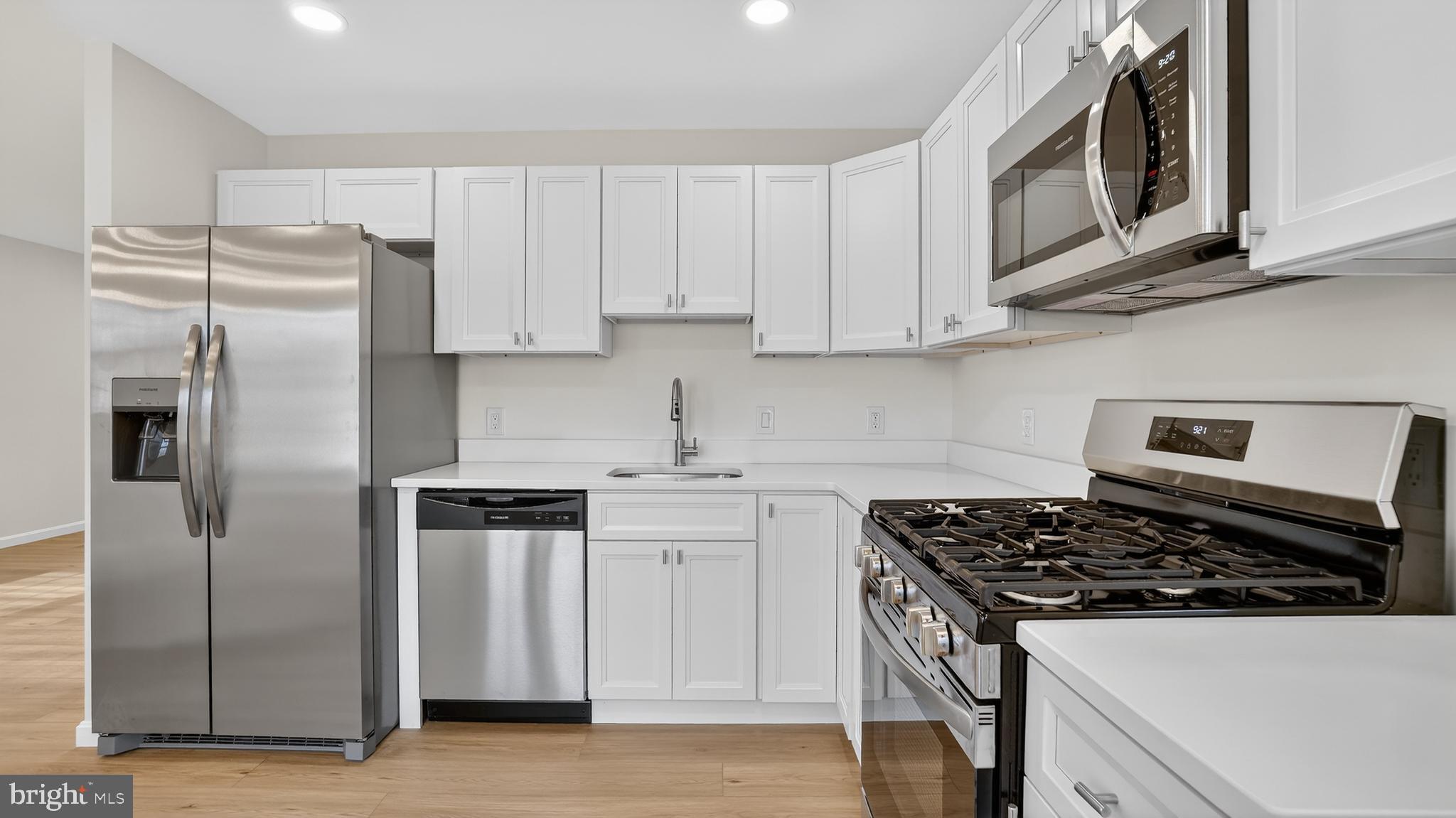 GLEN BURNIE PARK - Residential