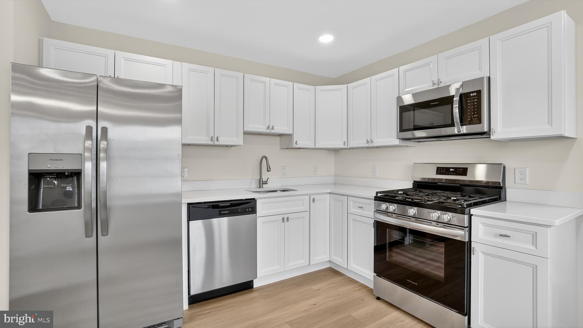 GLEN BURNIE PARK - Residential