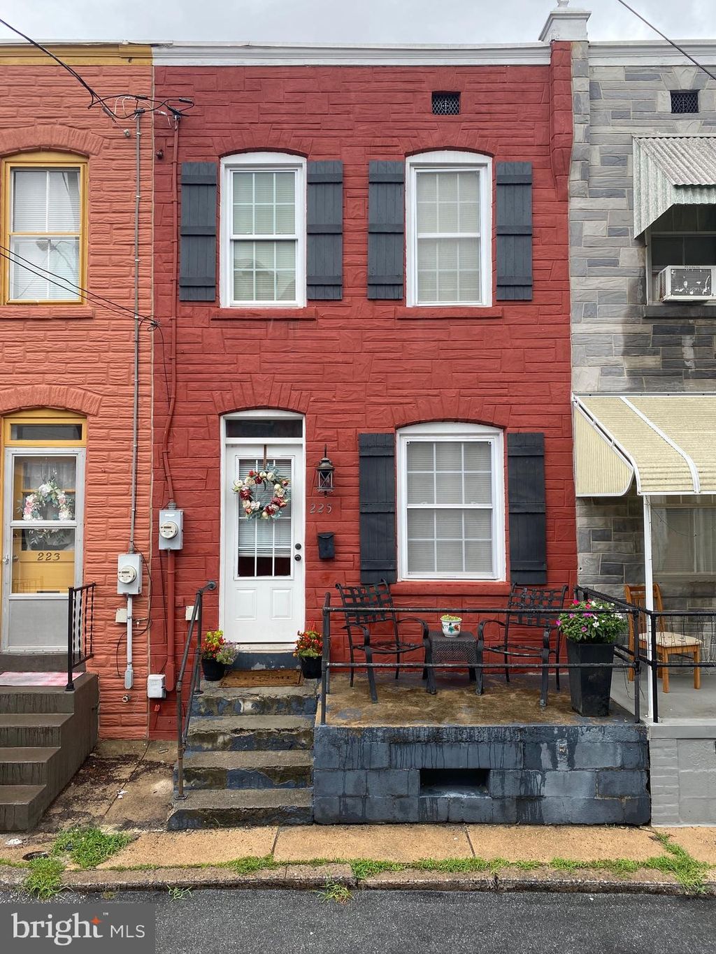 Photo of 225 E Madison Street, Lancaster, PA 17602 (MLS # PALA2055328)