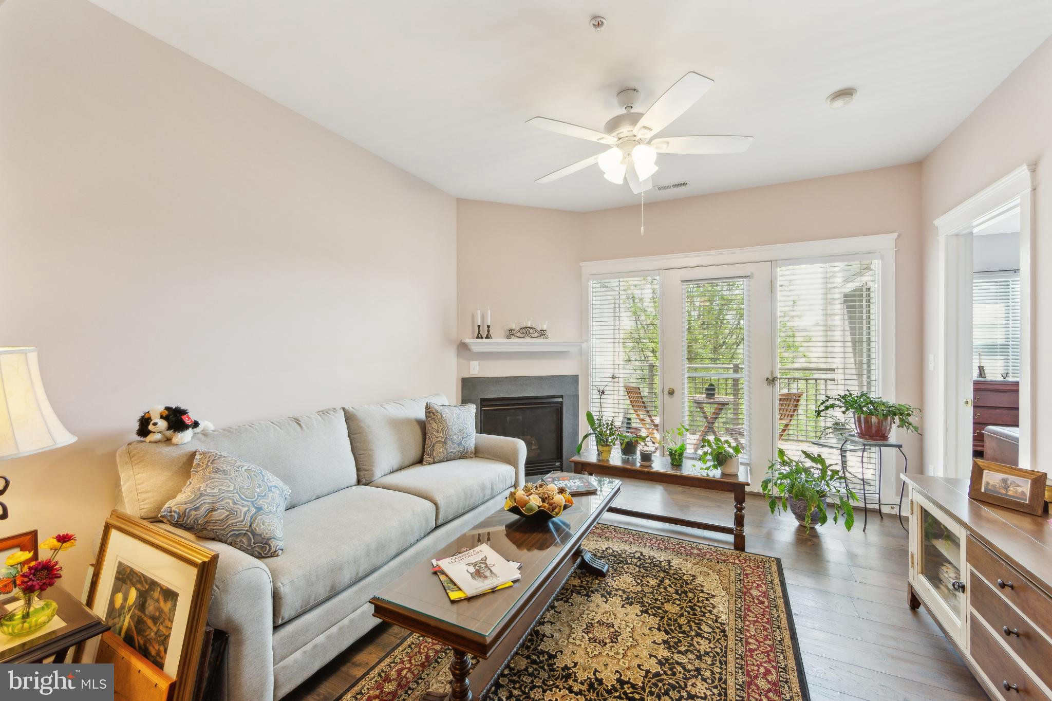 176 BUCKTOWN XING 4-2-C