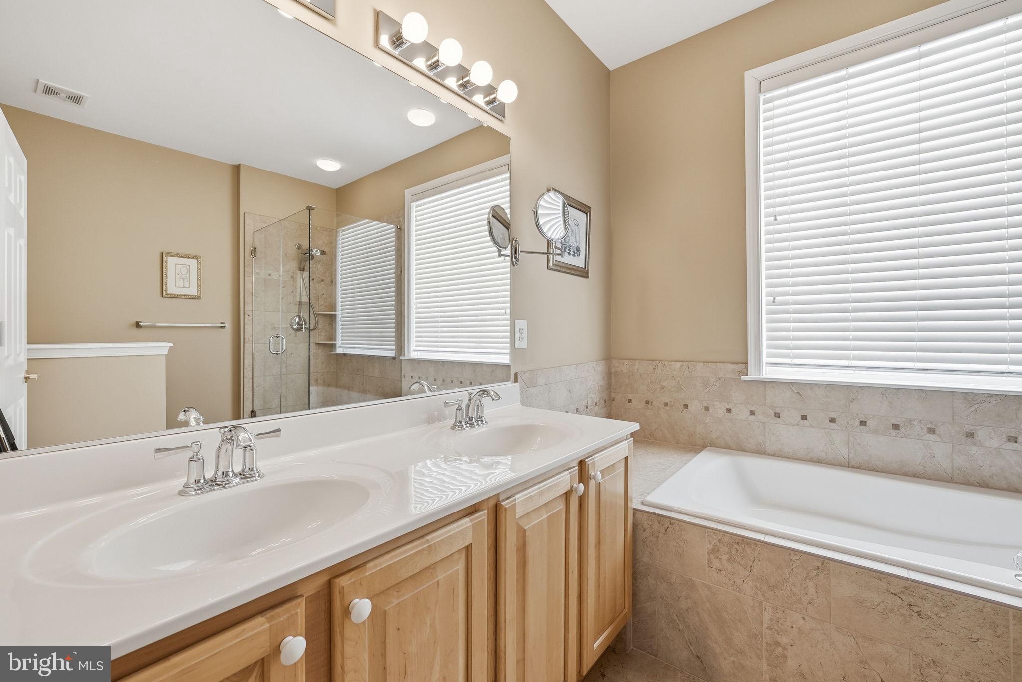 HERITAGE HUNT - Residential