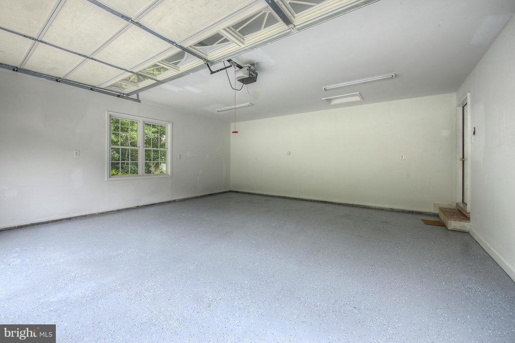 GRAHAM PARK SHORES - Residential