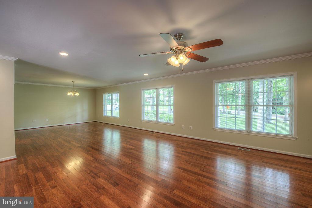 GRAHAM PARK SHORES - Residential