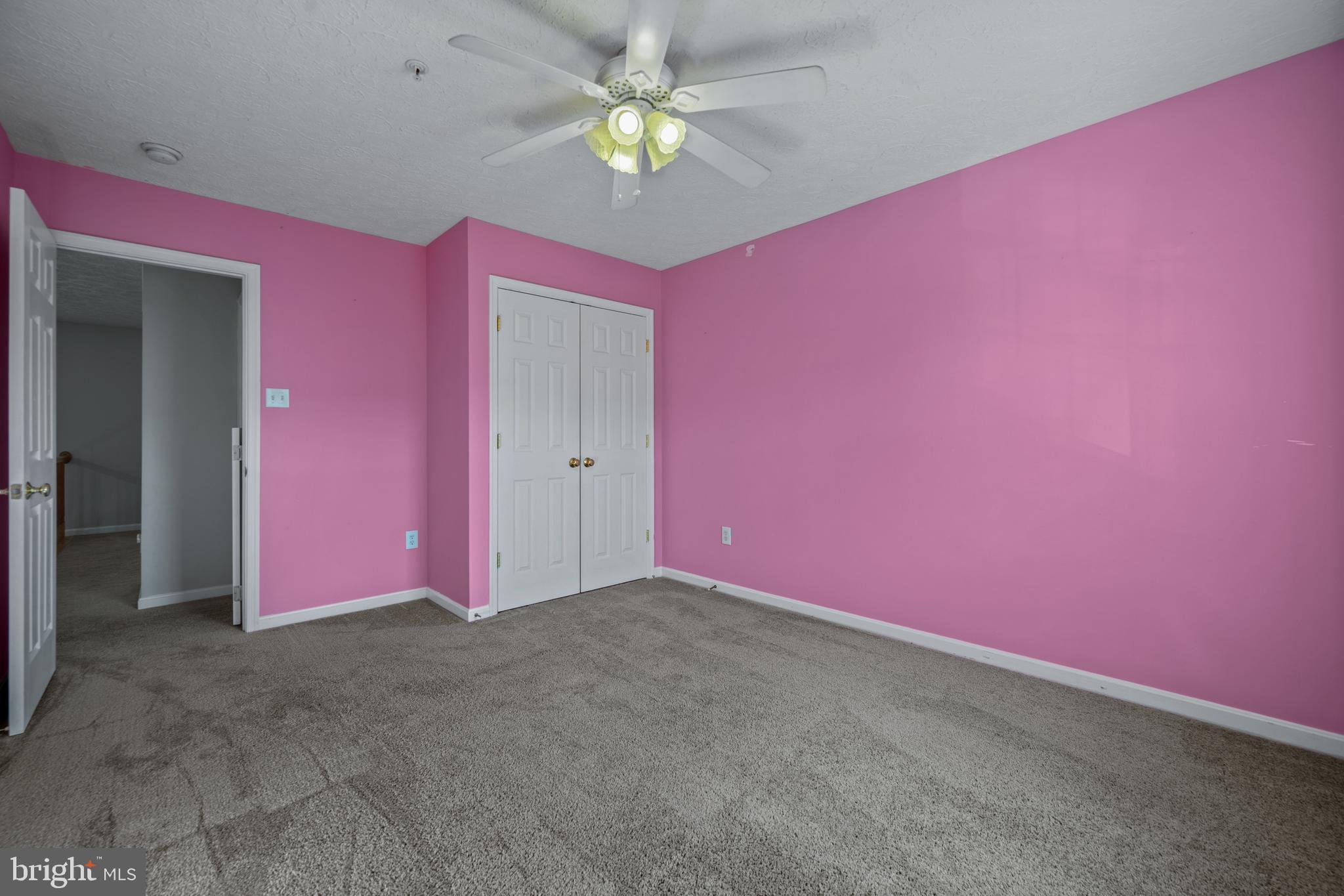 AUTUMN RUN - Residential