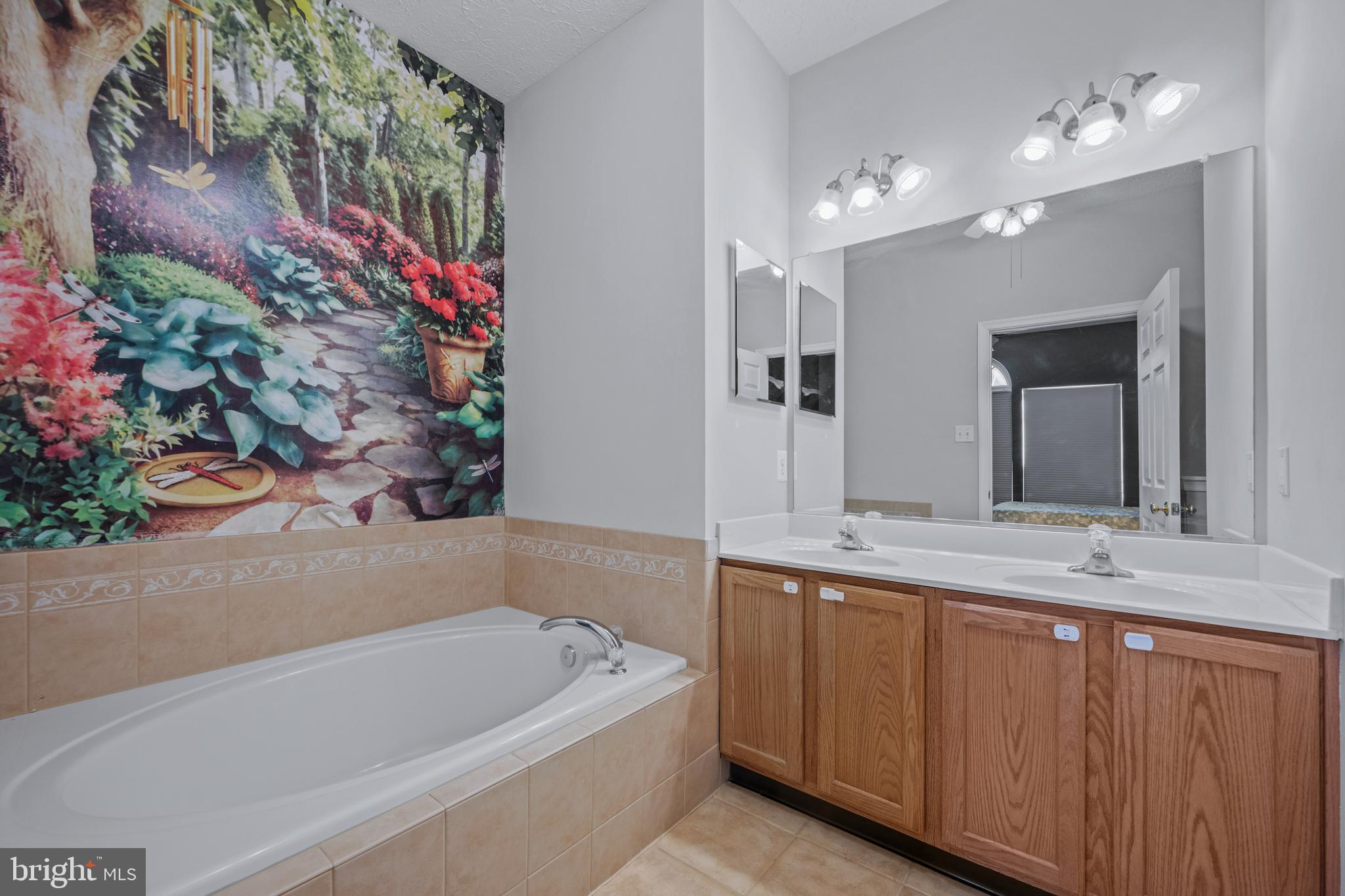 AUTUMN RUN - Residential