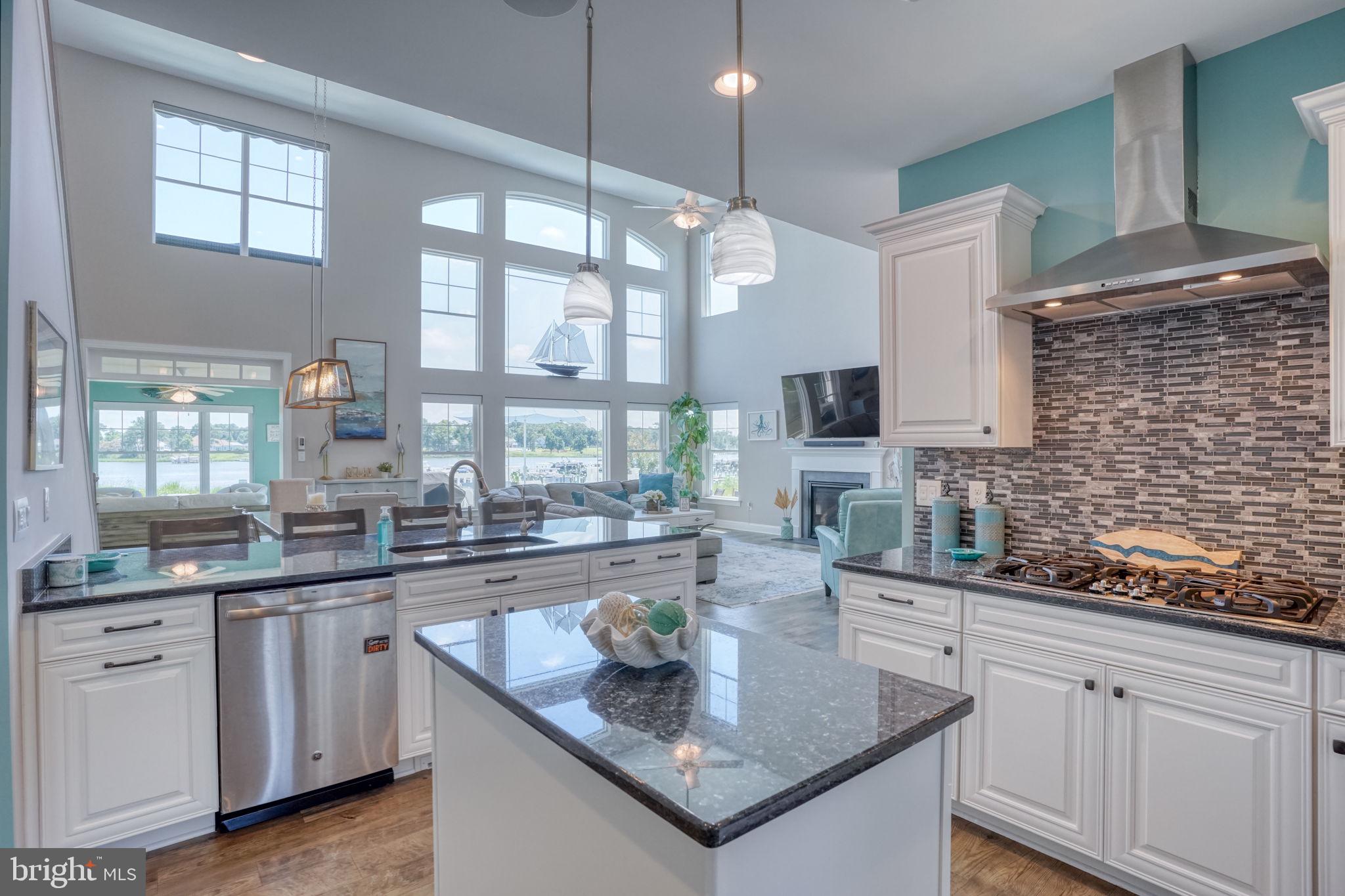 33319 BAYBERRY COURT