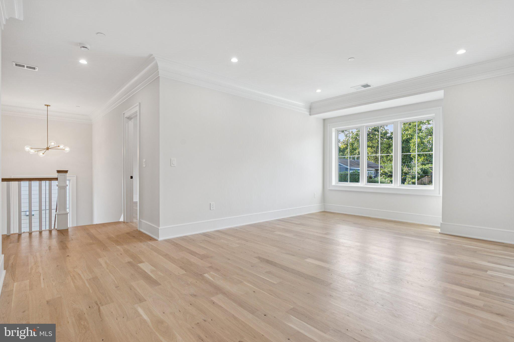 WILDWOOD MANOR - Residential