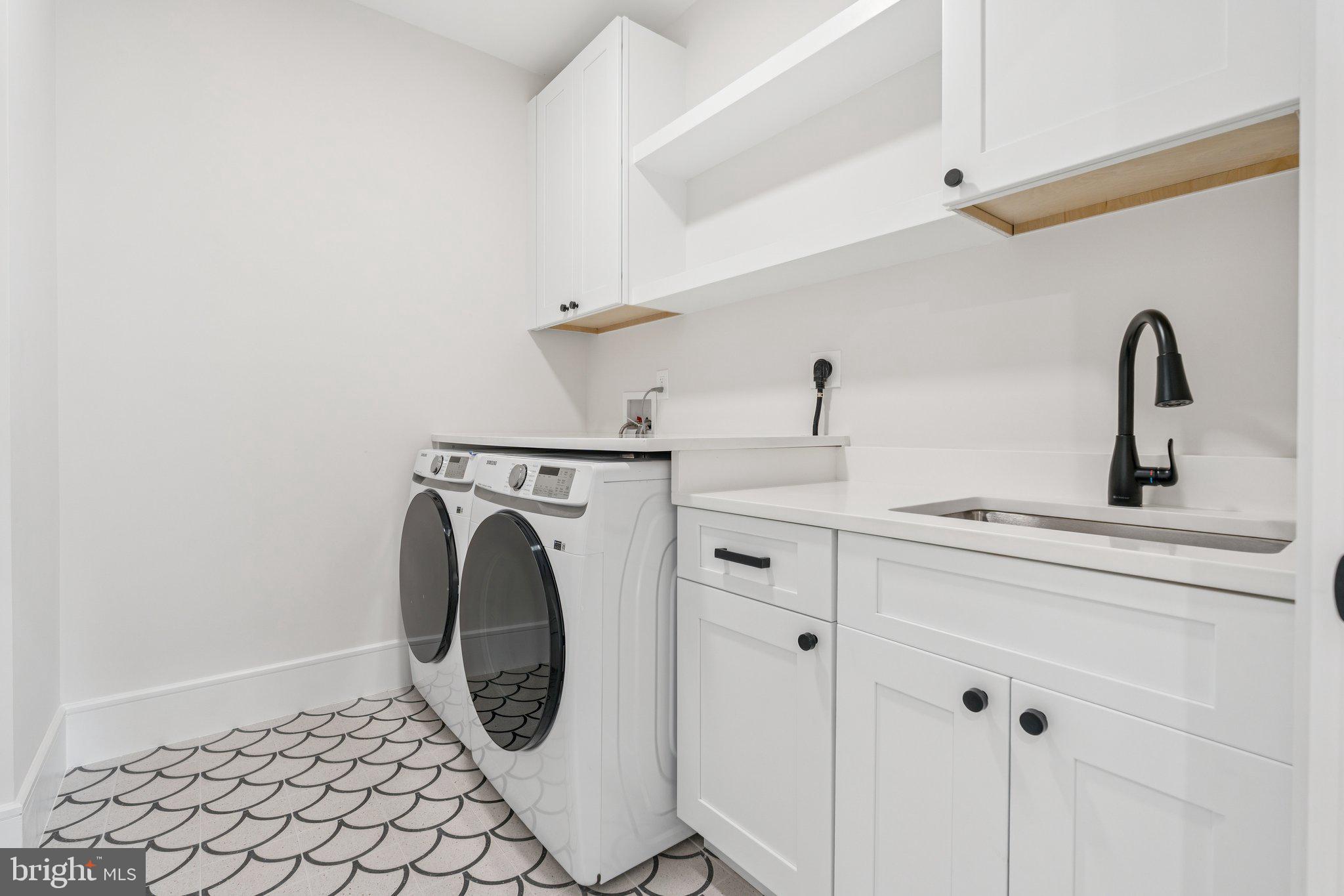 WILDWOOD MANOR - Residential